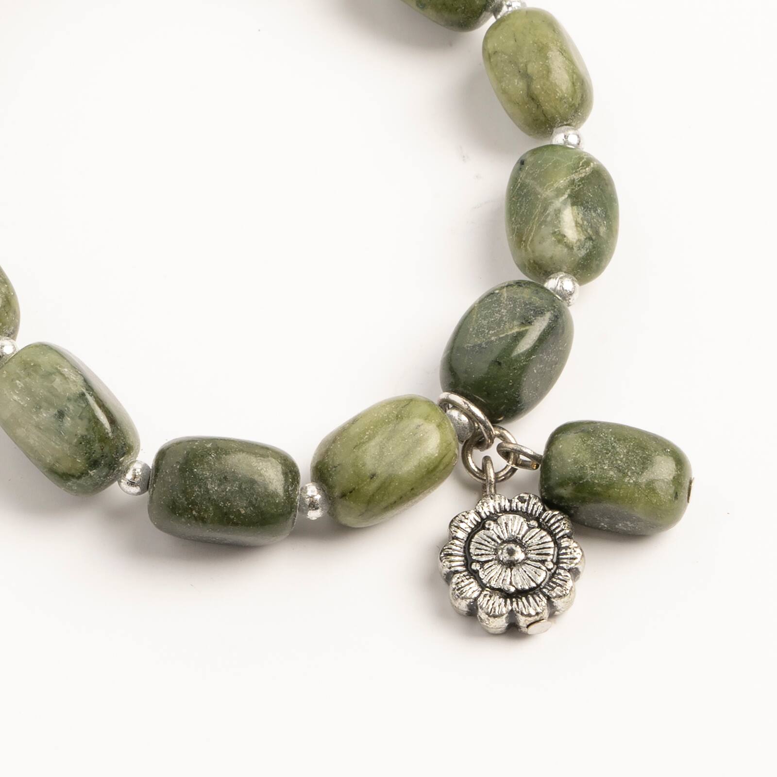 John Bead New Jade Green Natural Stone Stretch Bracelet with Flower Charm