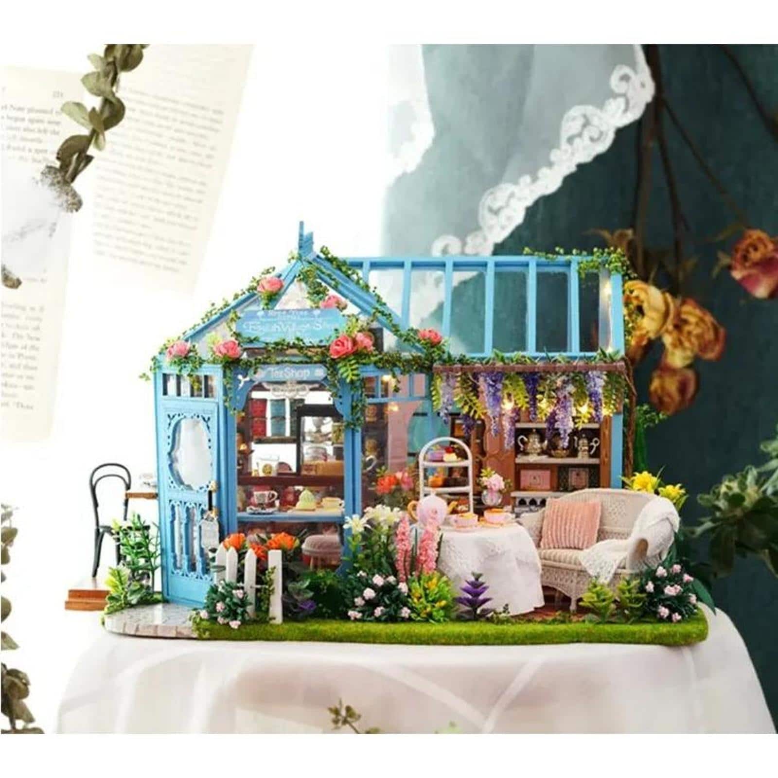 Wizardi Miniature Roombox: Rose Garden Tea House Dollhouse Kit