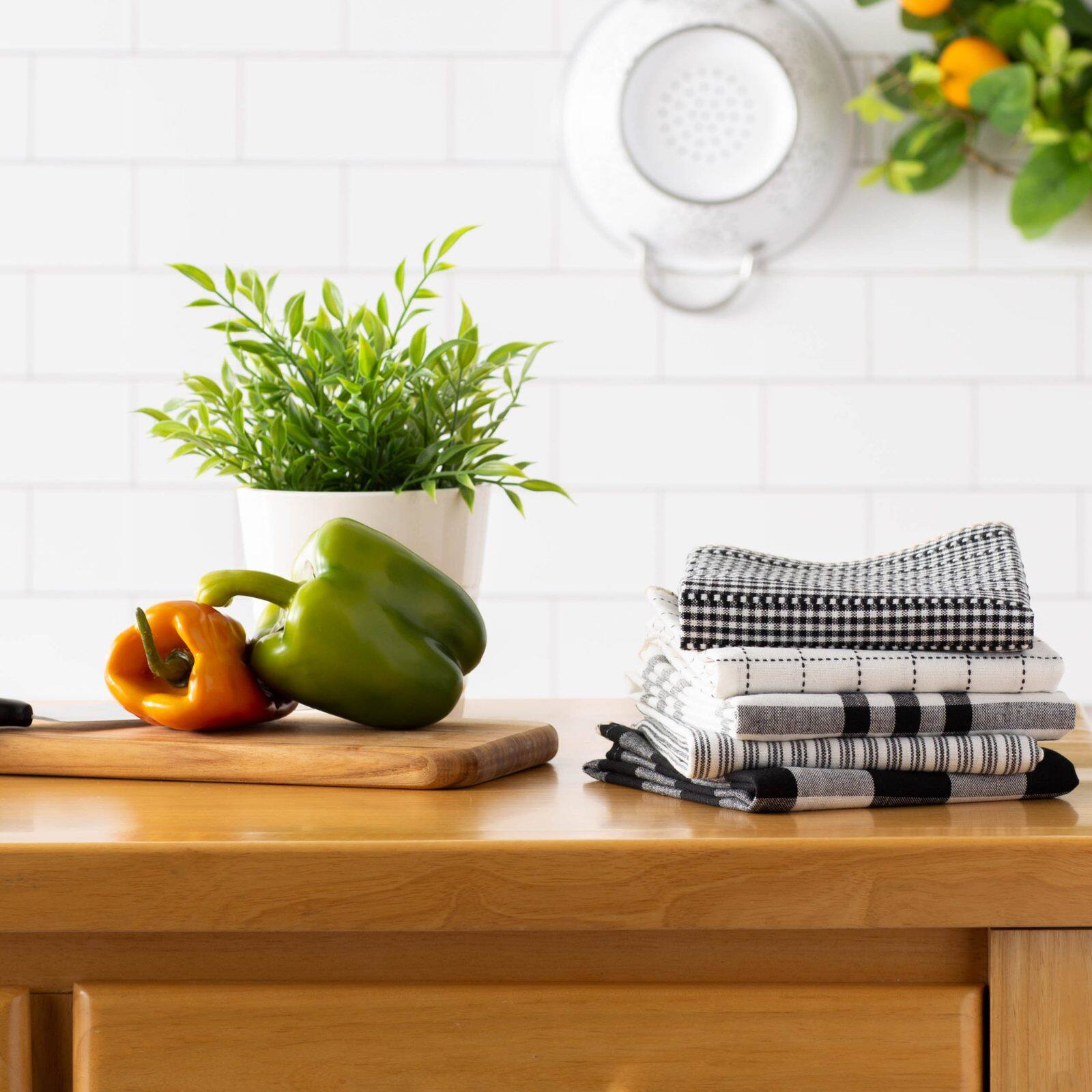 DII&#xAE; Black Farmhouse Woven Dishtowel Set