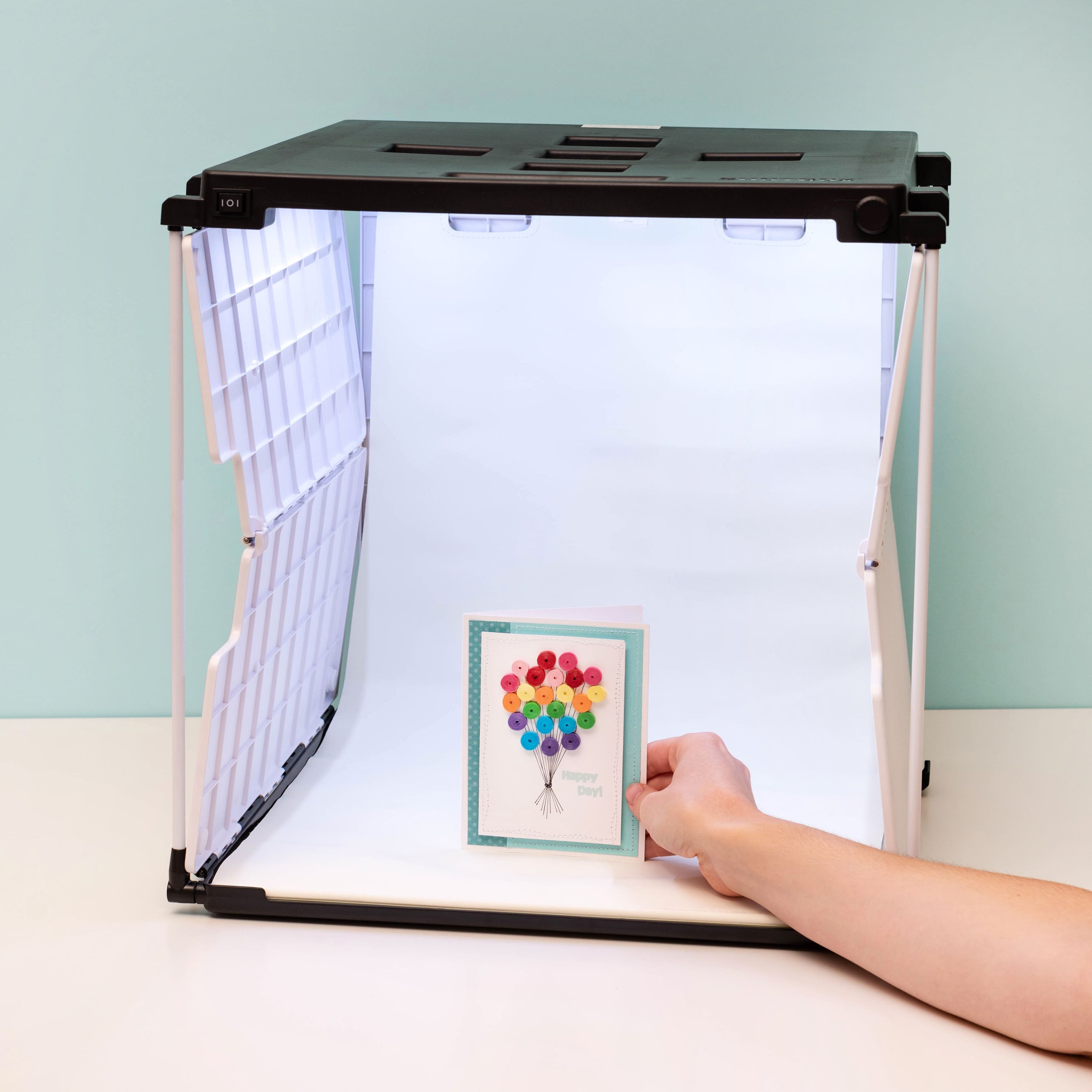 We R Memory Keepers&#xAE; ShotBox Photo Studio Kit