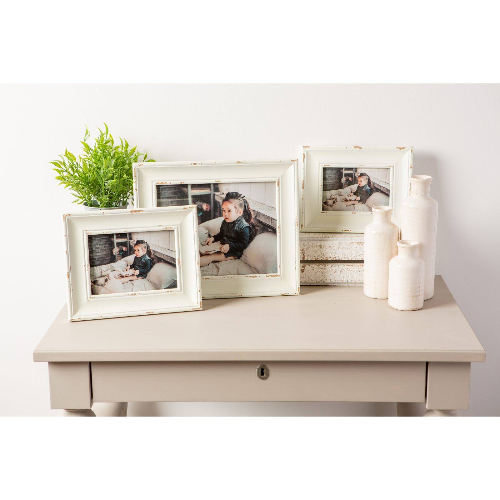 DII® Antique White Distressed Farmhouse Frame