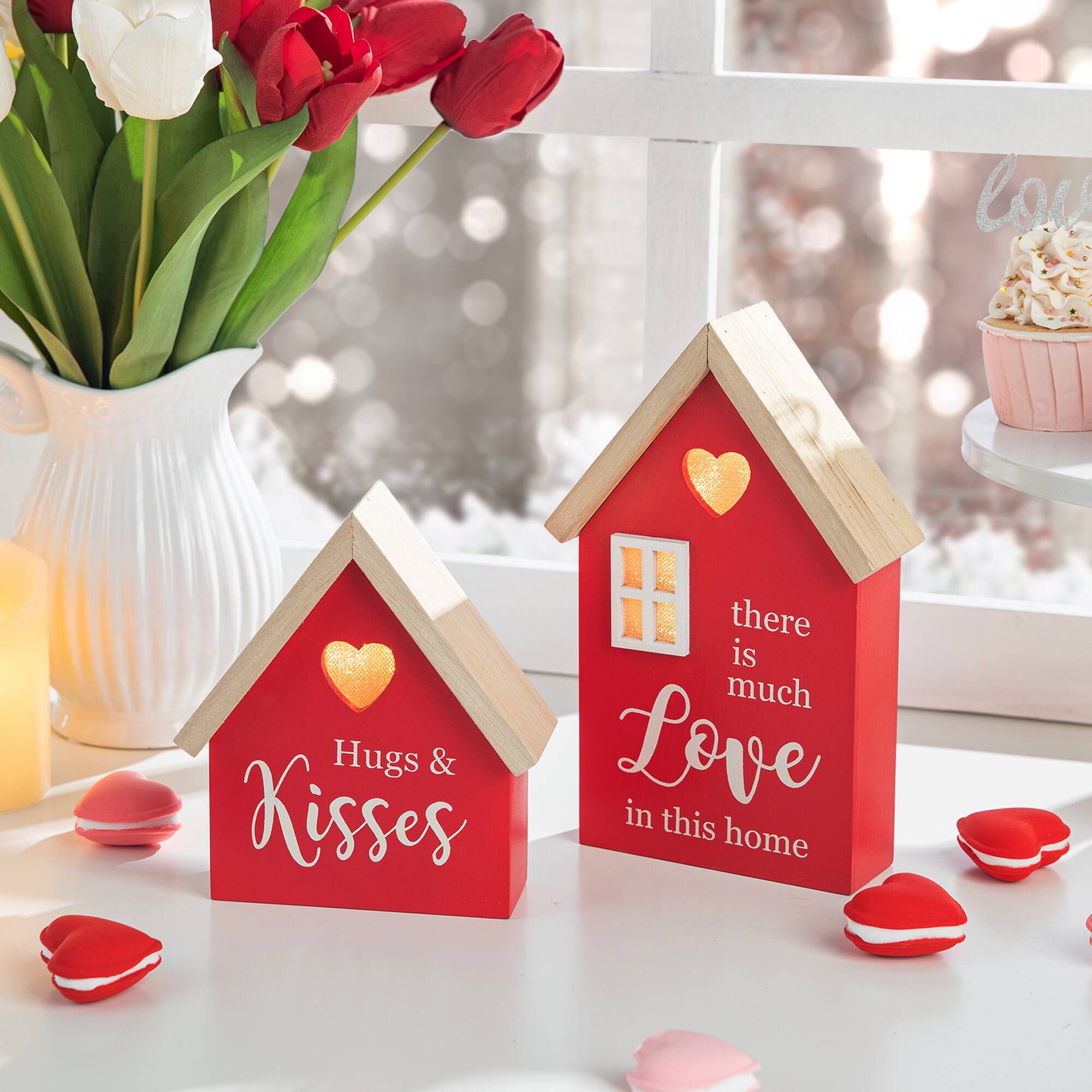 Glitzhome&#xAE; Lighted Valentine&#x27;s Wooden House Table D&#xE9;cor Set