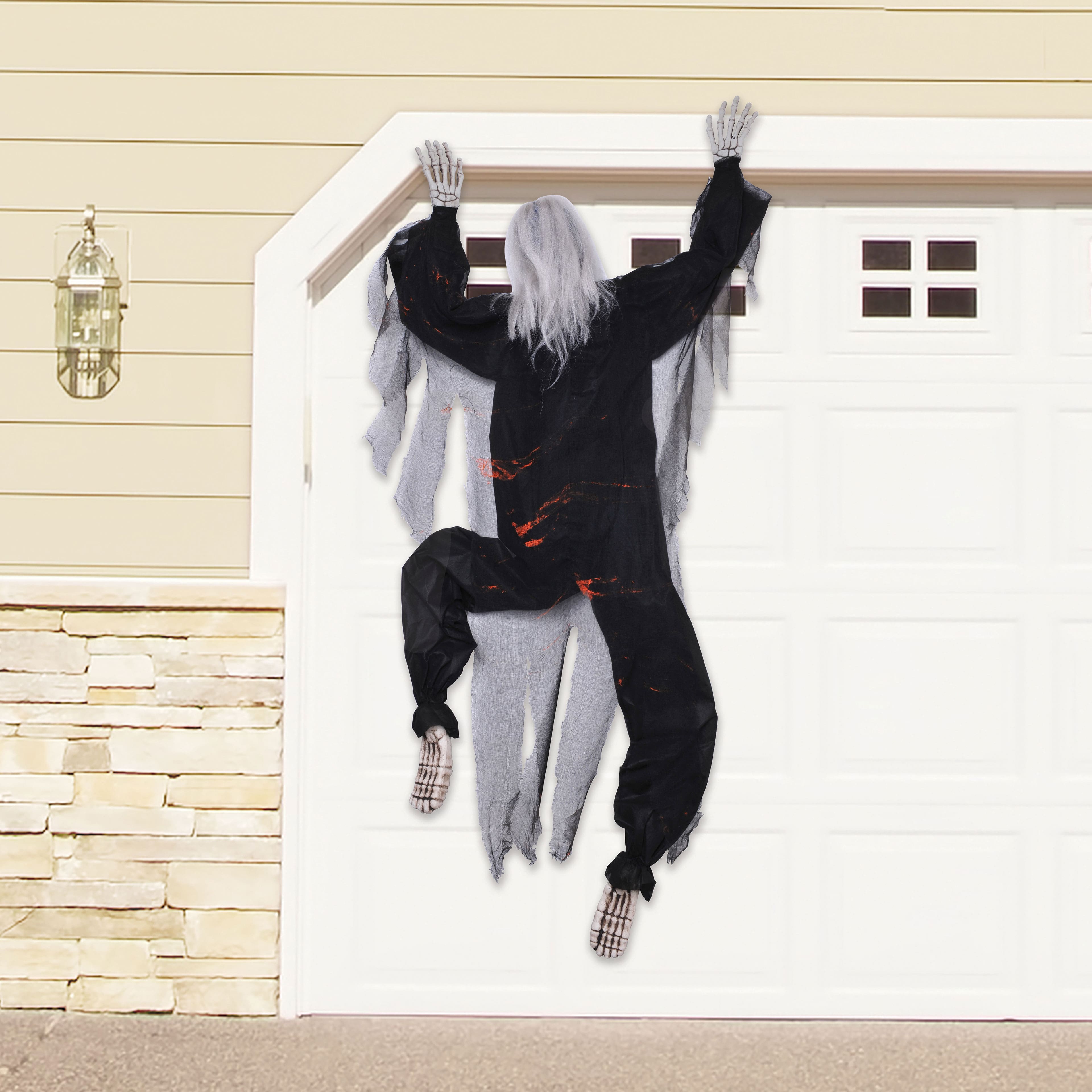 5ft. Climbing Dead Reaper by Ashland&#xAE;