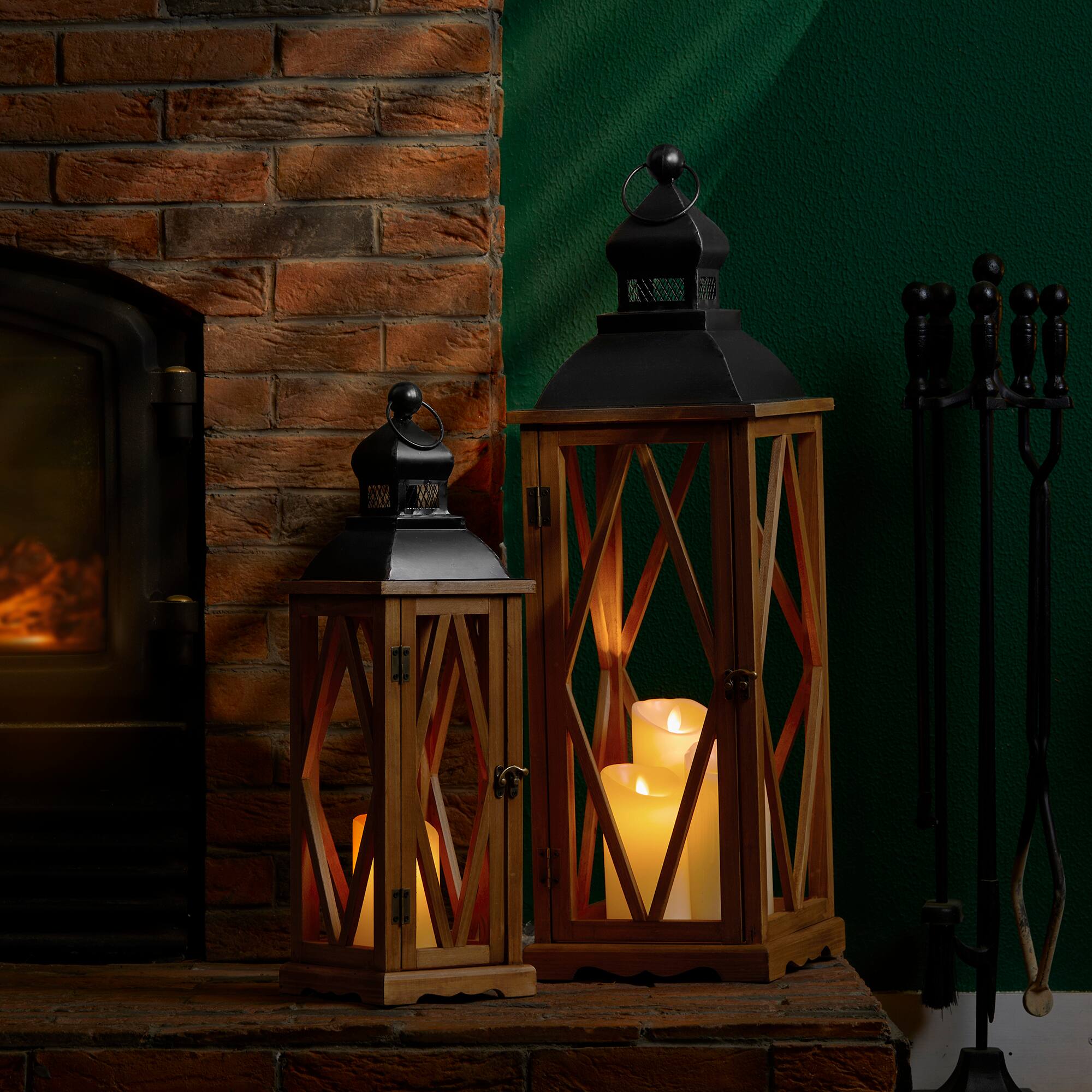 Glitzhome® Farmhouse Antique Diamond Wood & Metal Lanterns Set