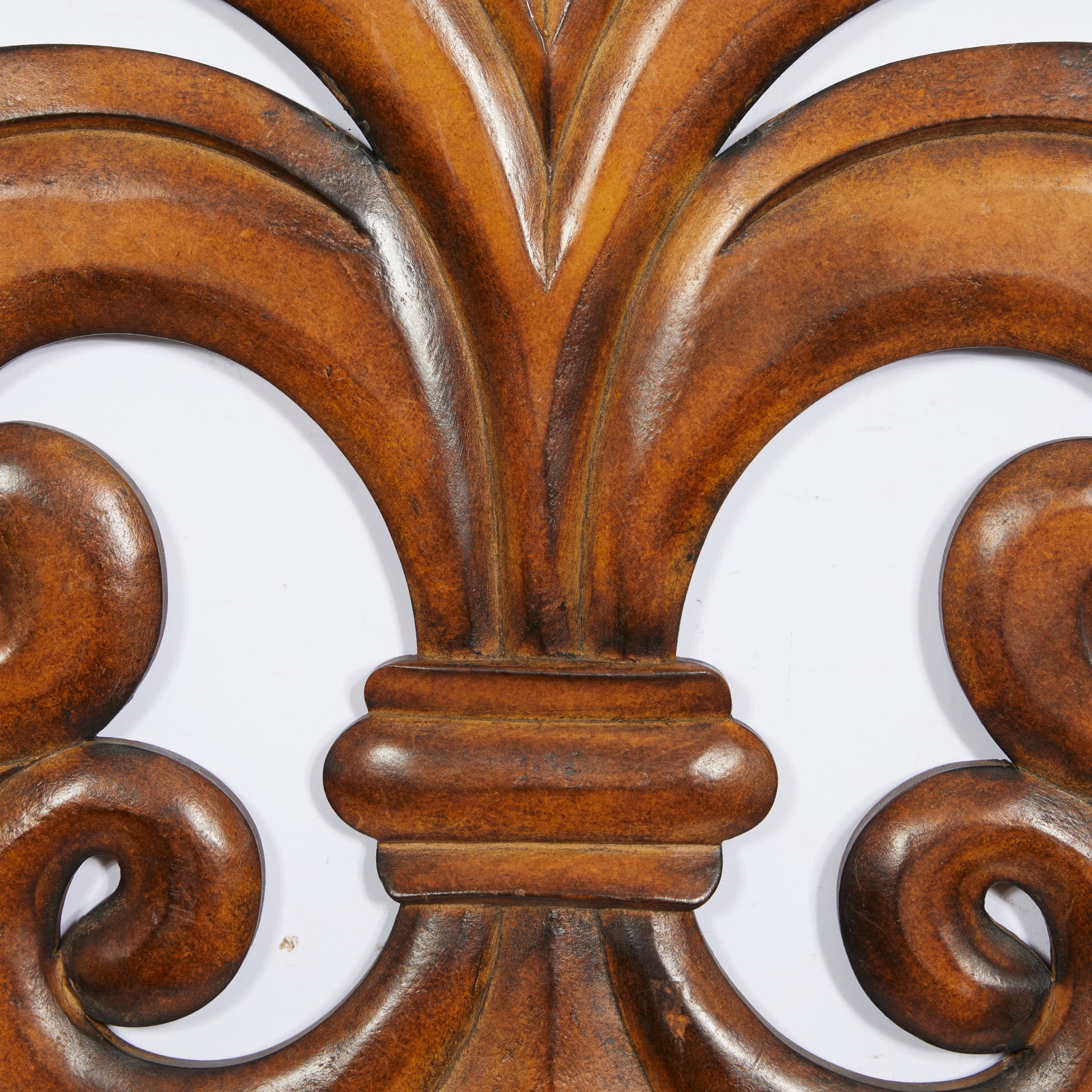 24&#x22; Brown Traditional Ornamental Wood Wall Decor