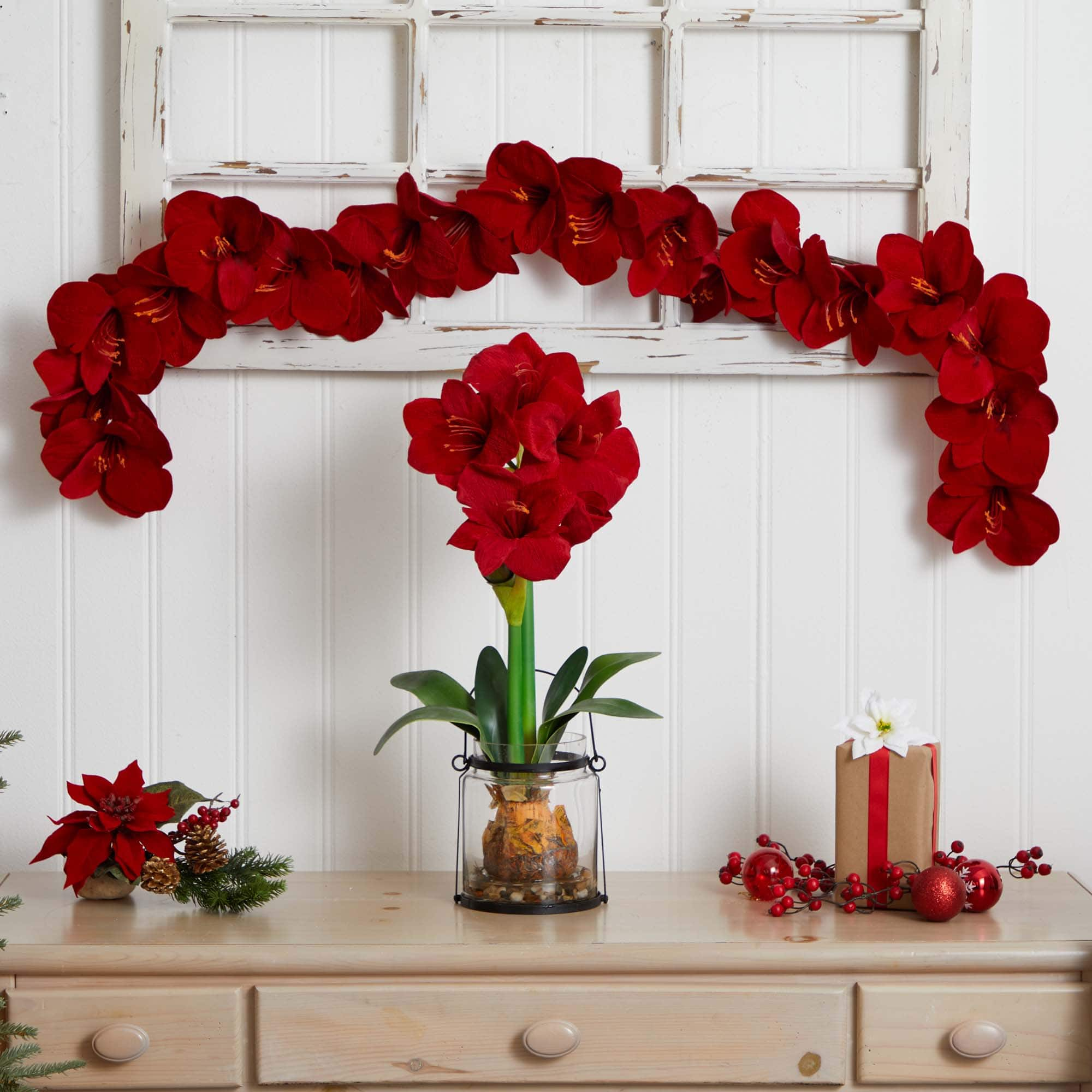 5ft. Red Amaryllis Garland