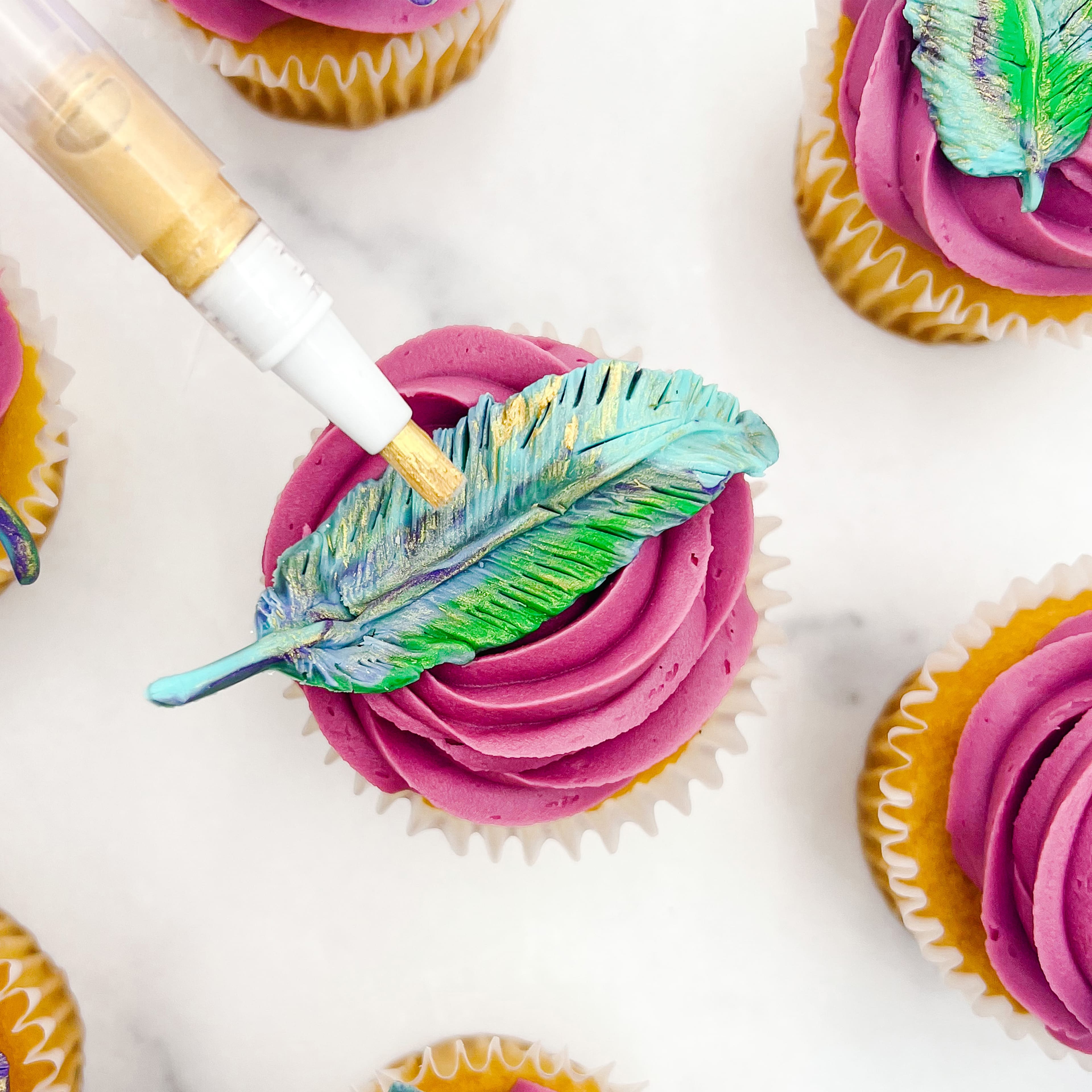 Satin Ice&#xAE; Luster Brush