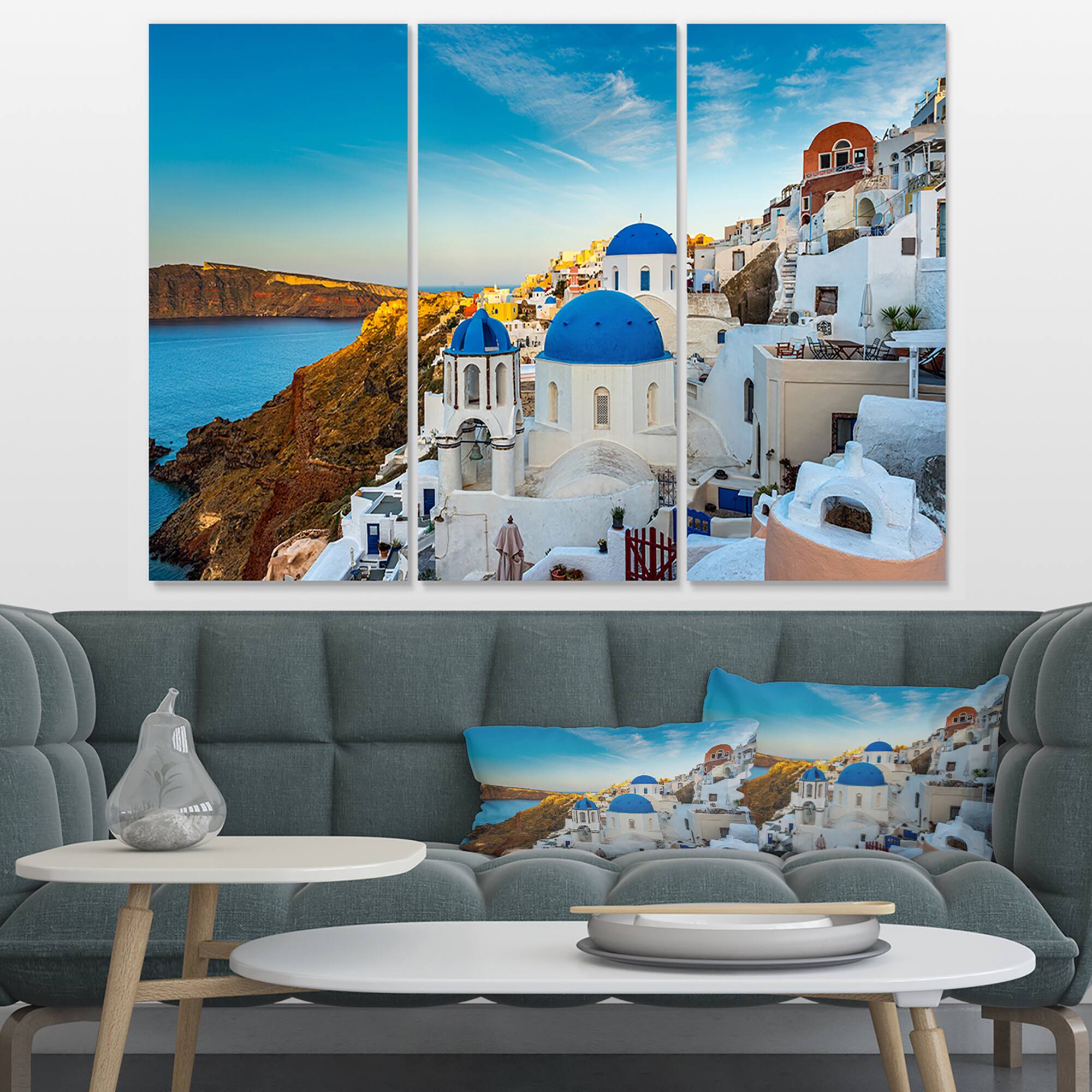 Designart - Beautiful Santorin Houses Greece - Large Cityscape Art Print on Canvas