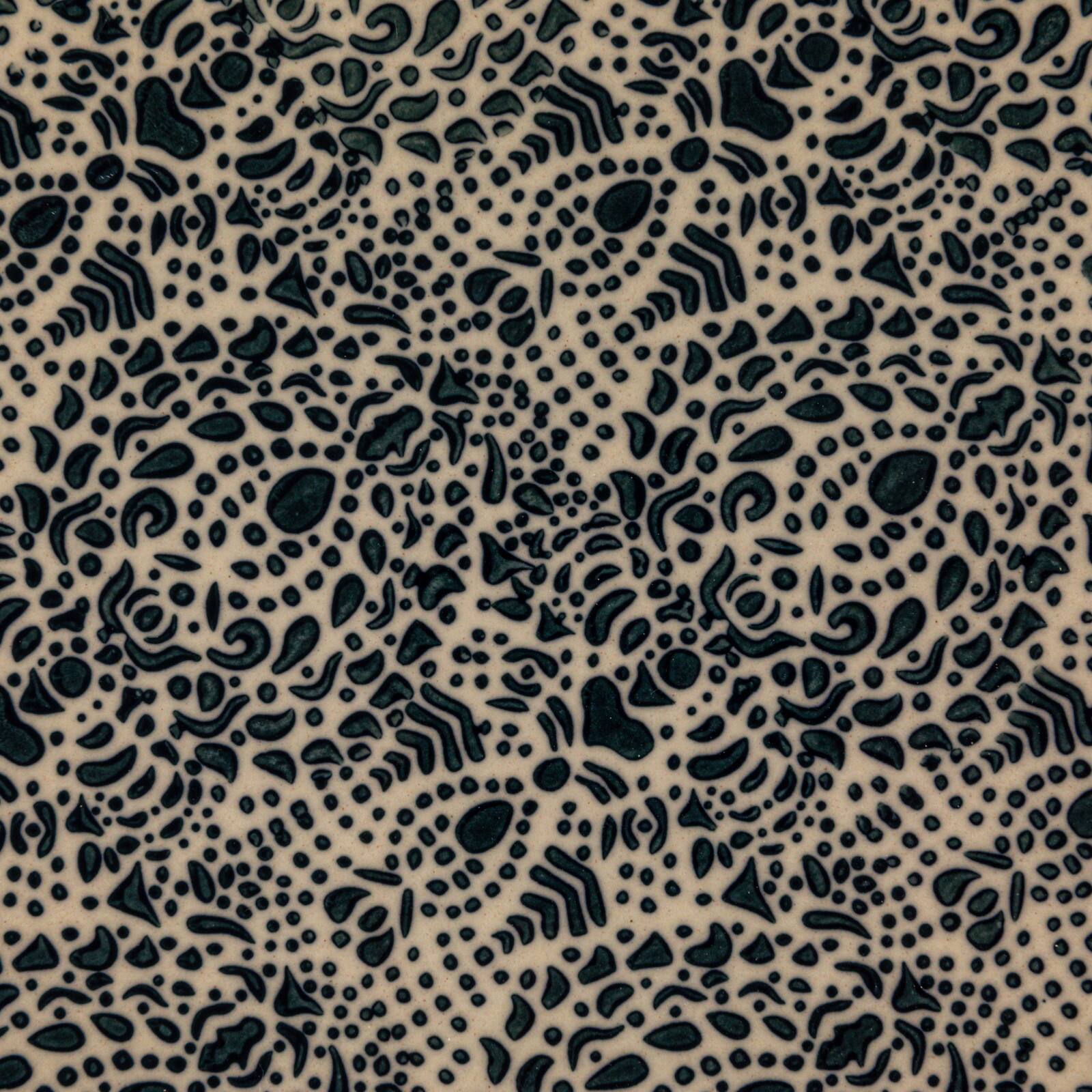 Hello Honey® 10" Blossom Elegance Round Stoneware Plate Set