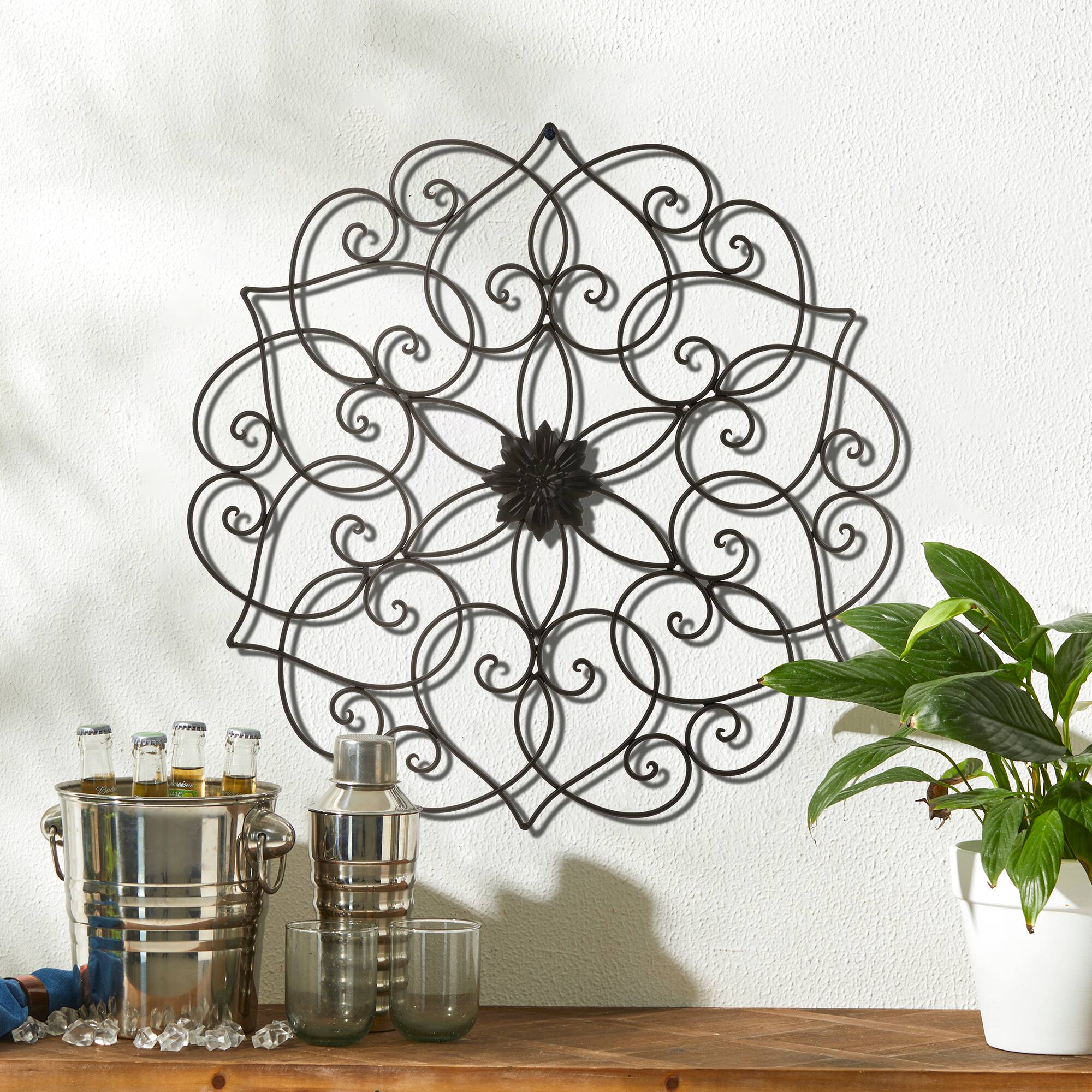 Glitzhome® 23" Traditional Floral Iron Scroll Outdoor Wall Decor