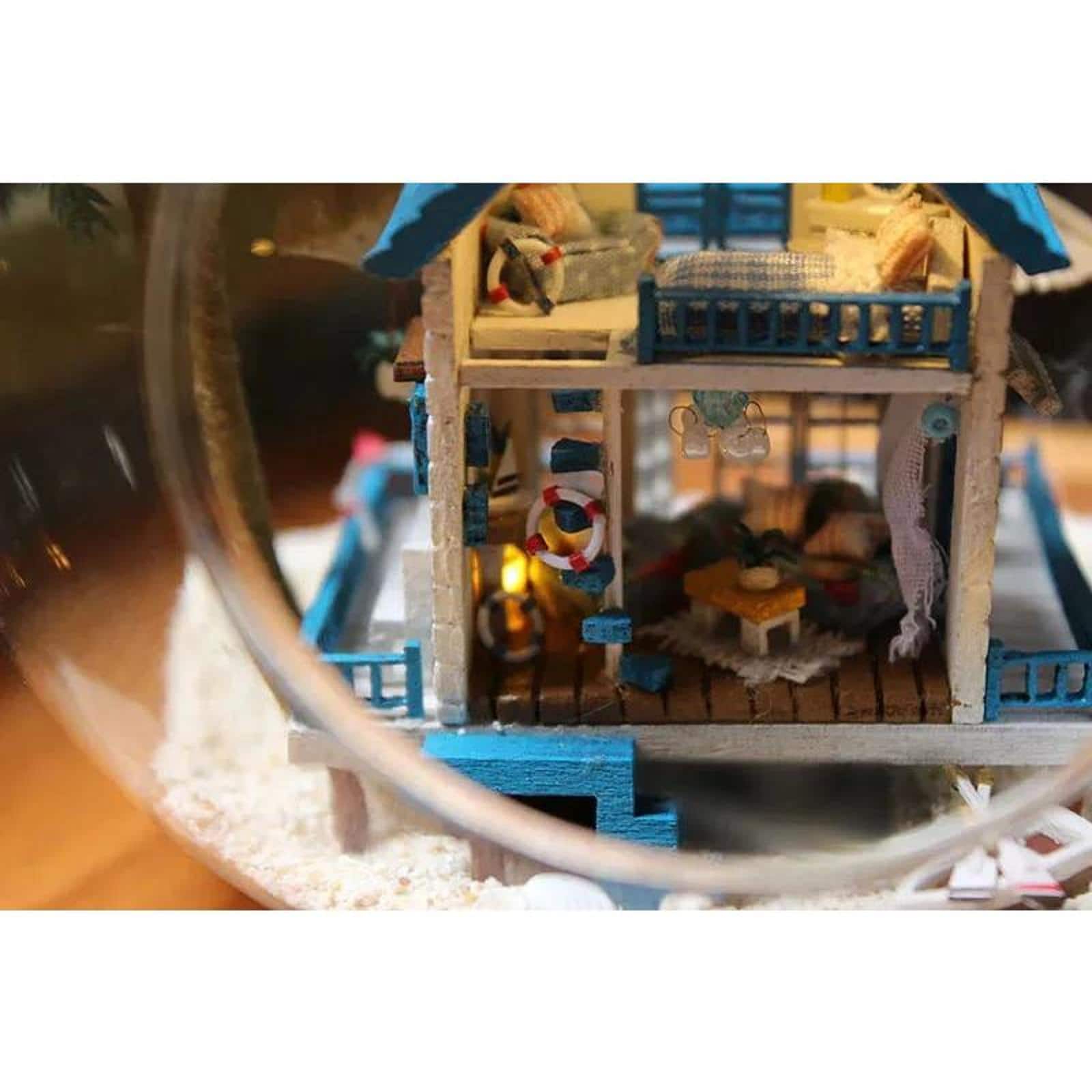 Wizardi Miniature Roombox Romantic Beach House Dollhouse Kit