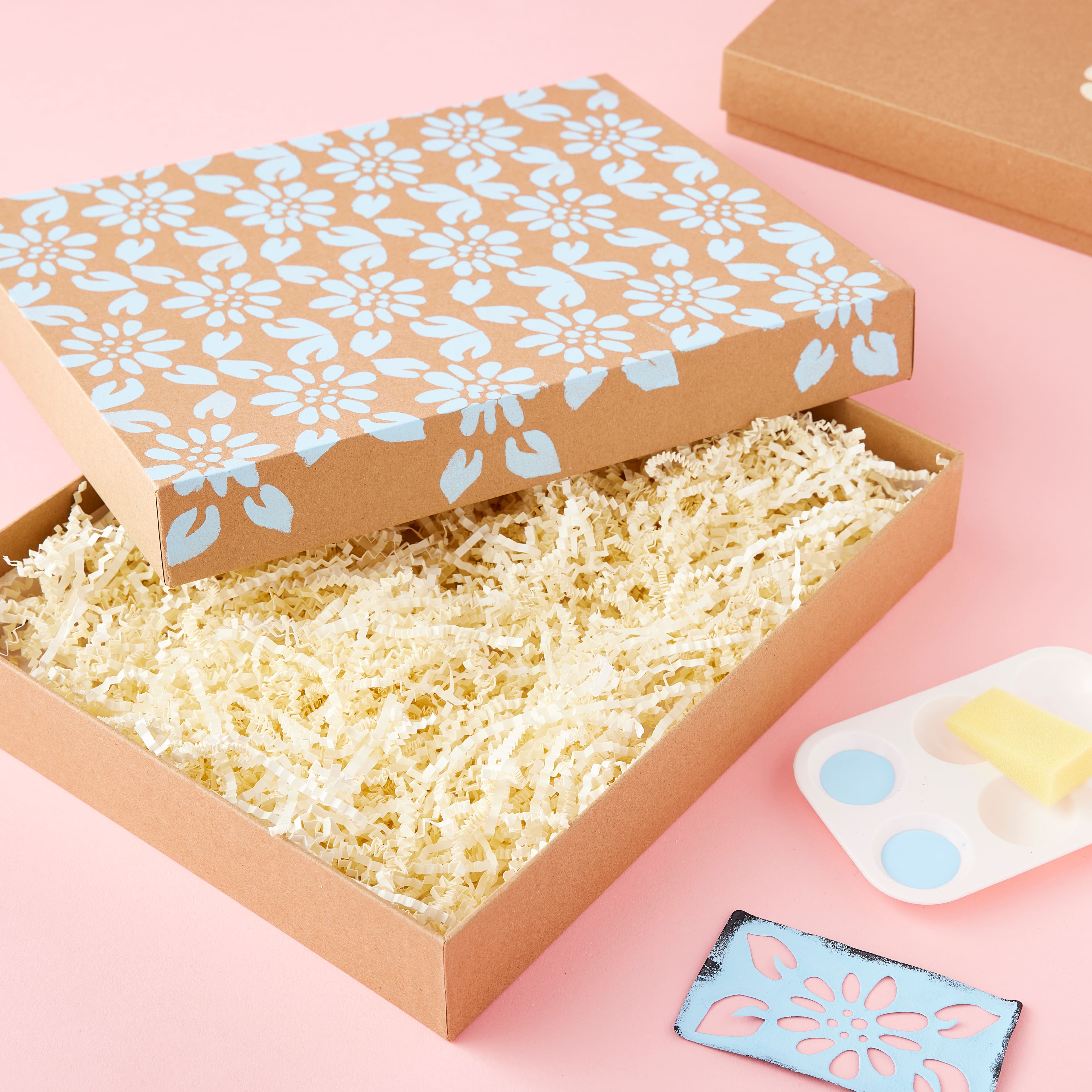 12 Pack: Kraft Frame Box by Celebrate It&#x2122;