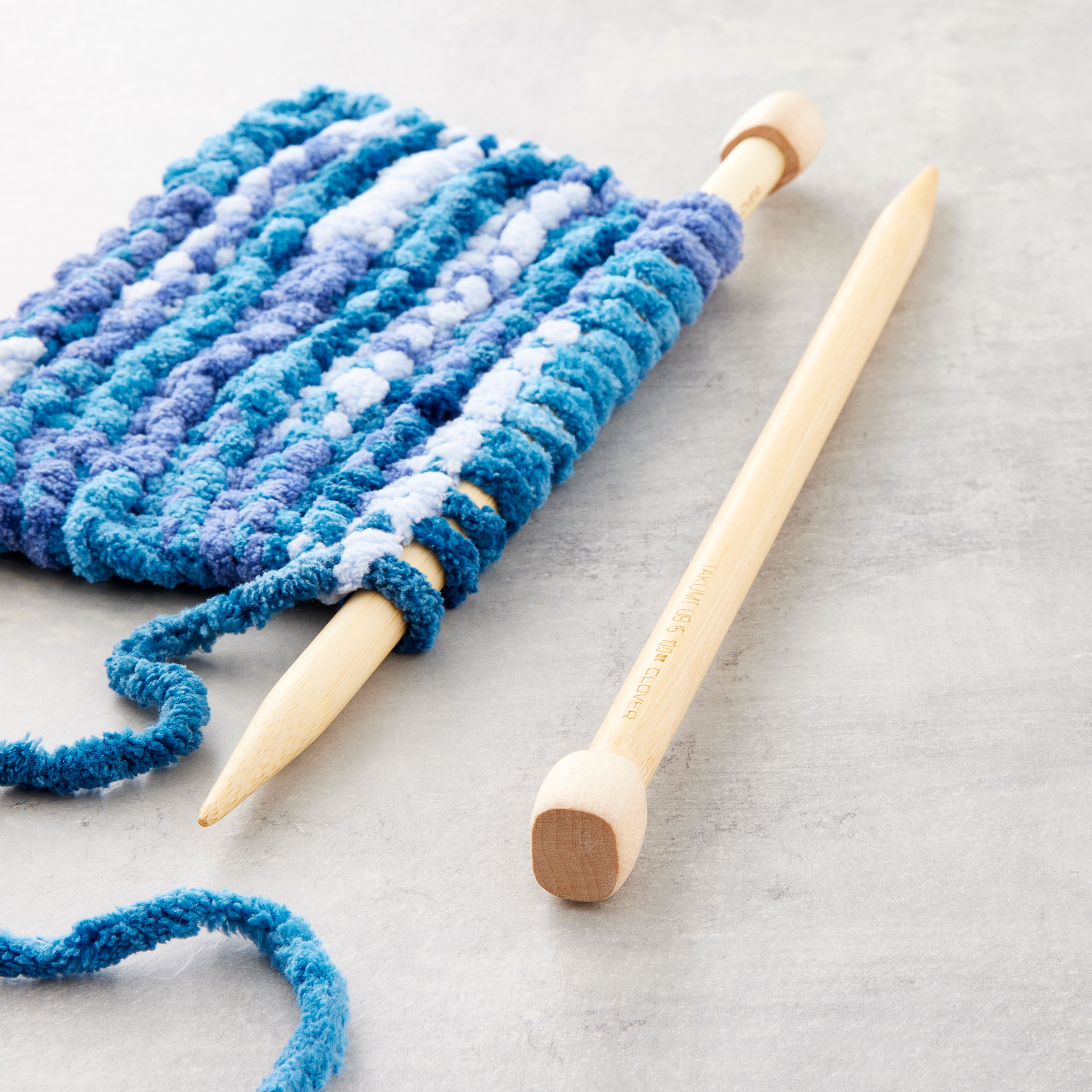 Clover Takumi&#xAE; 9&#x22; Bamboo Knitting Needles