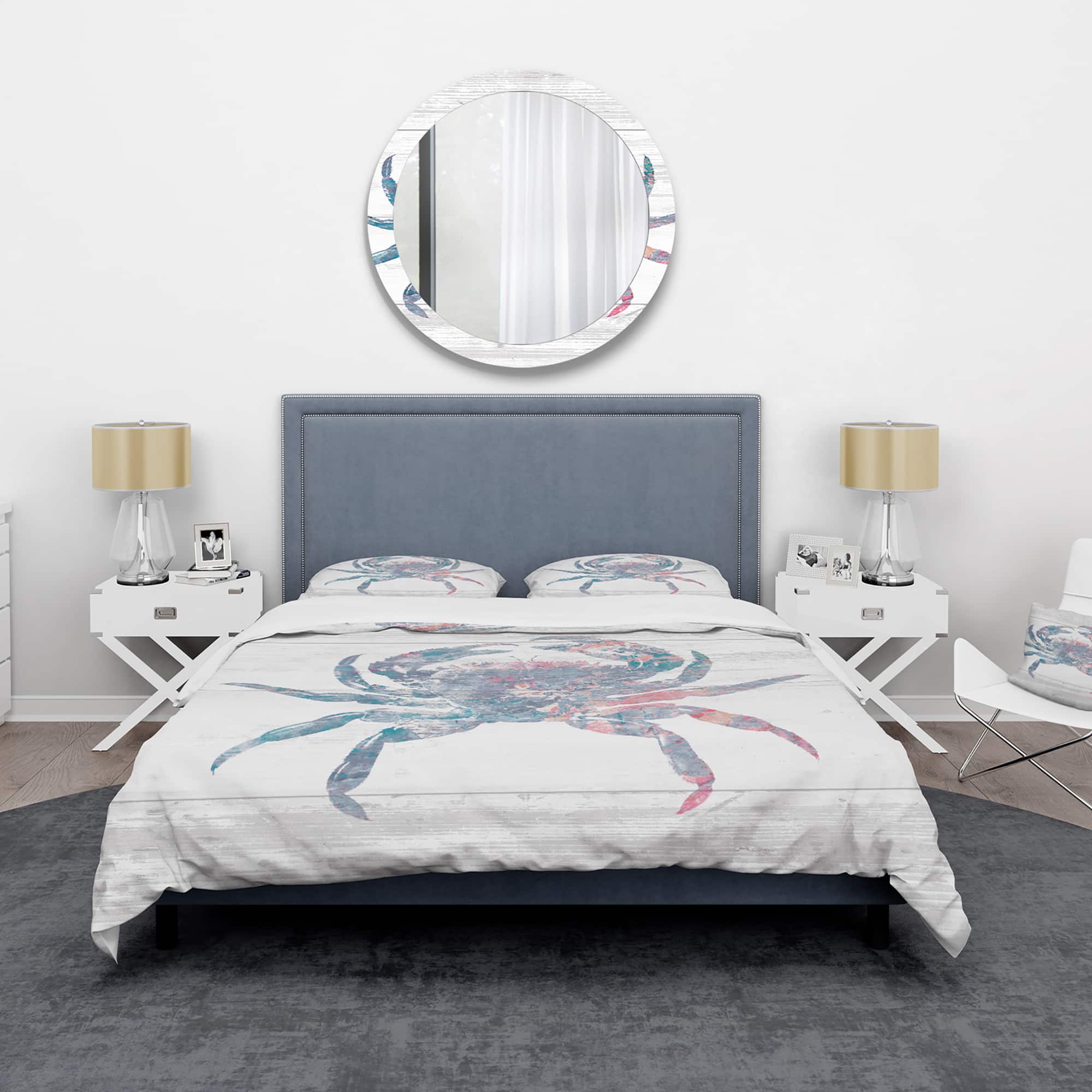 Designart &#x27;Pink Crab Ocean Life&#x27; Coastal Bedding Set - Duvet Cover &#x26; Shams