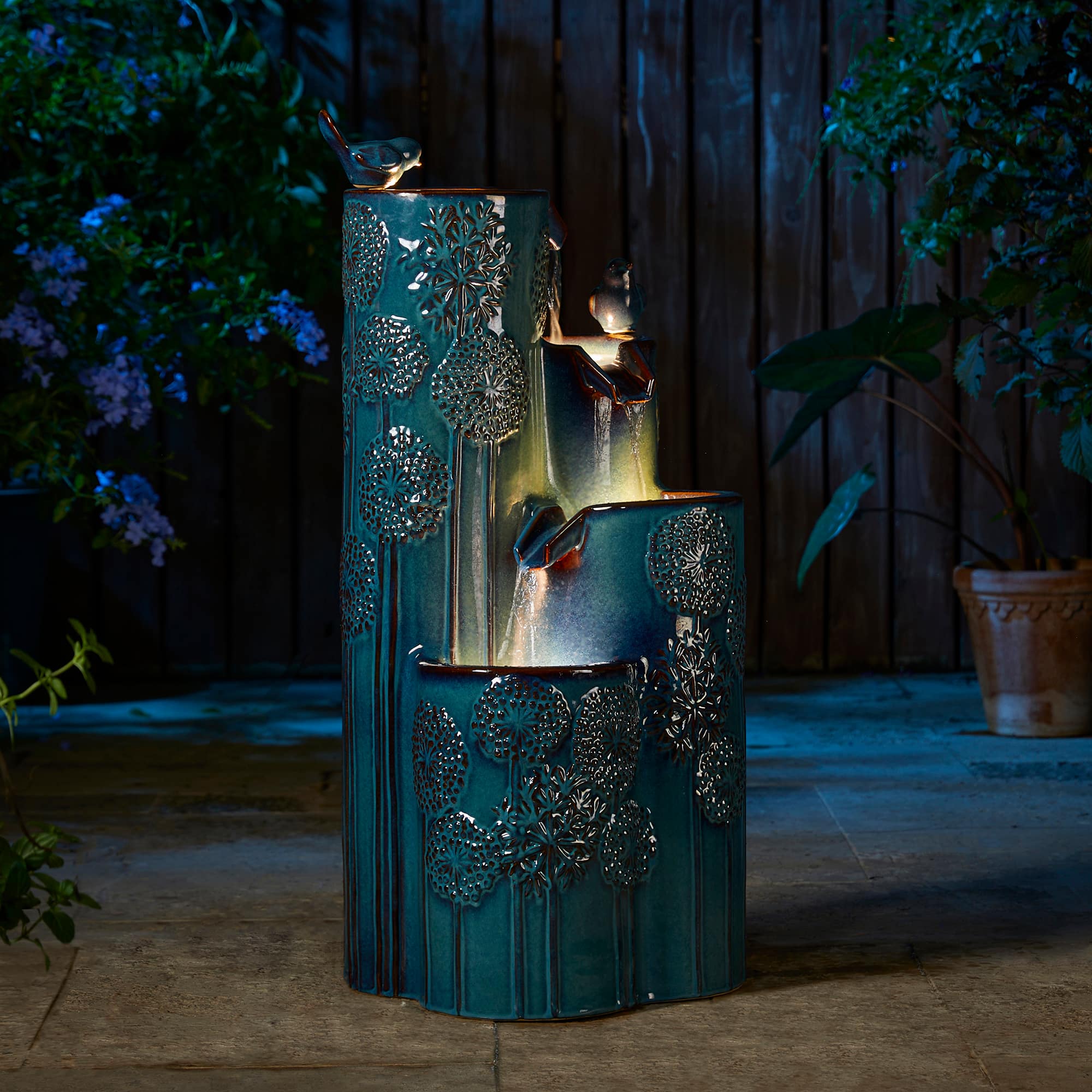 Glitzhome&#xAE; 31.75&#x22; Turquoise 4-Tier Dandelion Texture Vase-Shaped Ceramic Outdoor Fountain with LED Light