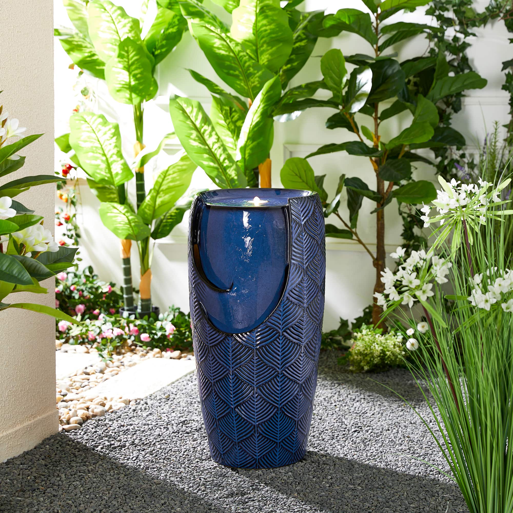 Glitzhome&#xAE; 29.25&#x22; LED Cobalt Blue Scale-Like Ceramic Pot Outdoor Floor Fountain