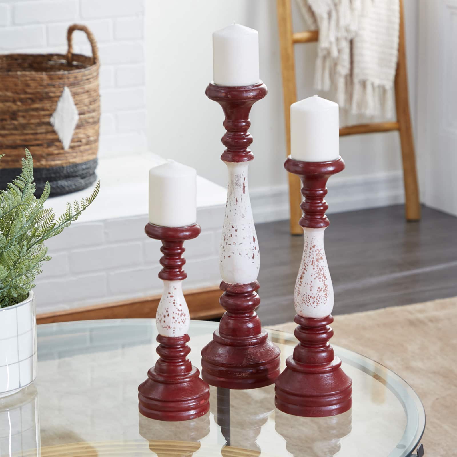 20&#x22; Red &#x26; White Wood Farmhouse Candlestick Holder Set