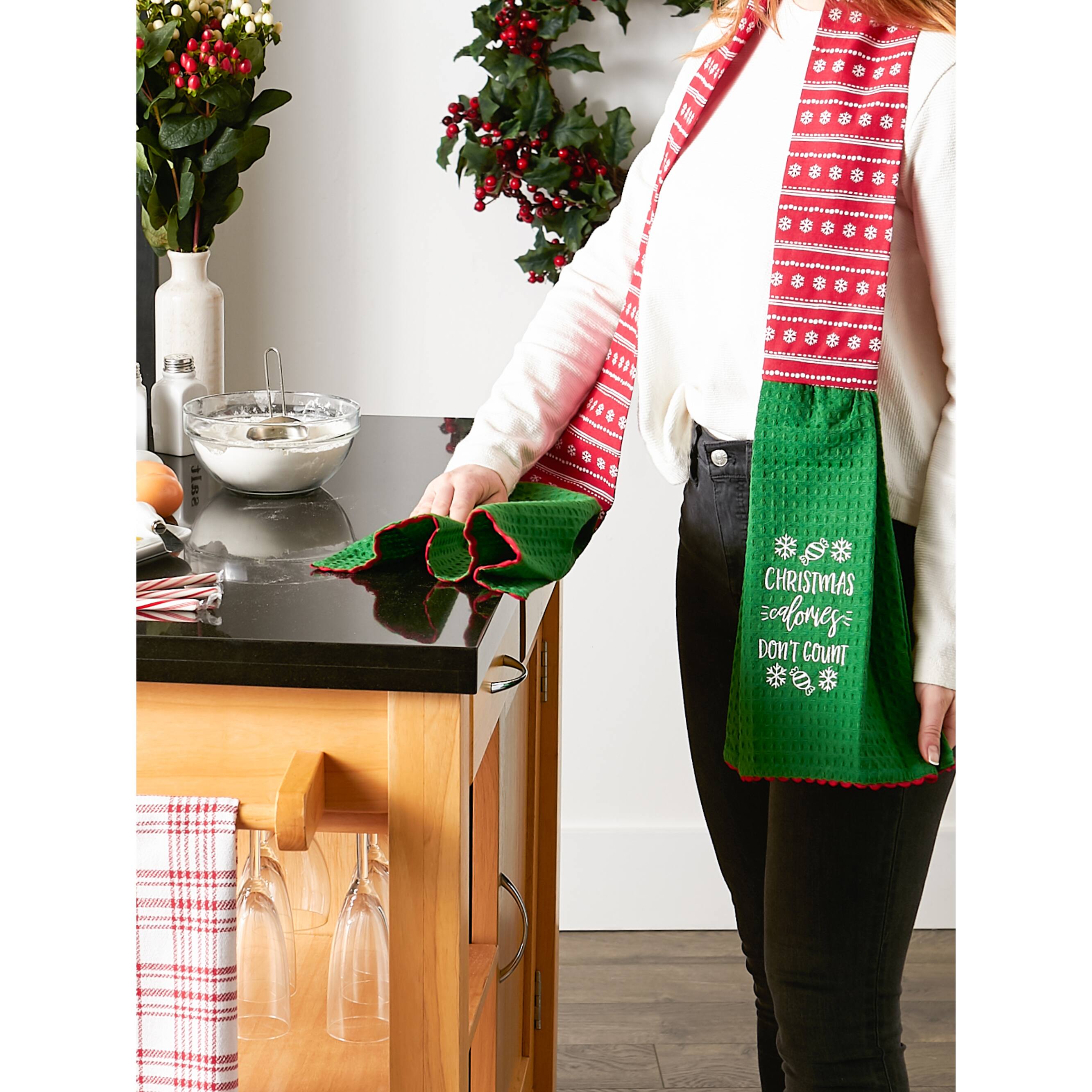DII® Holiday Baking Kitchen Towel Scarf