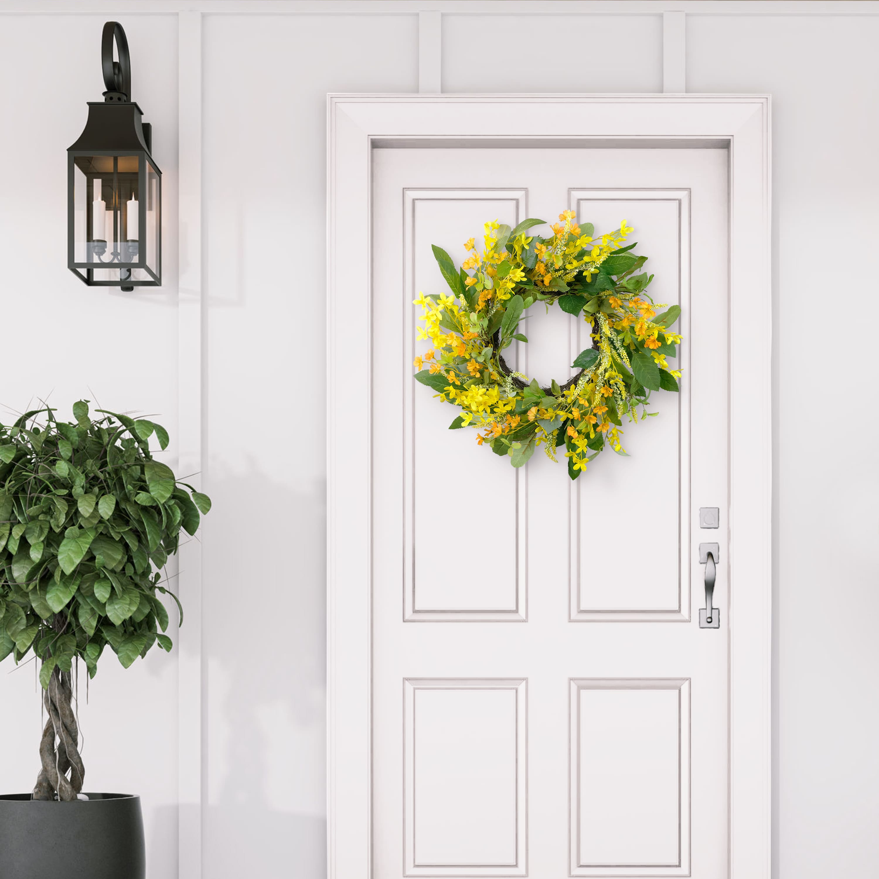 24" Yellow Spring Winter Jasmine Floral Wreath