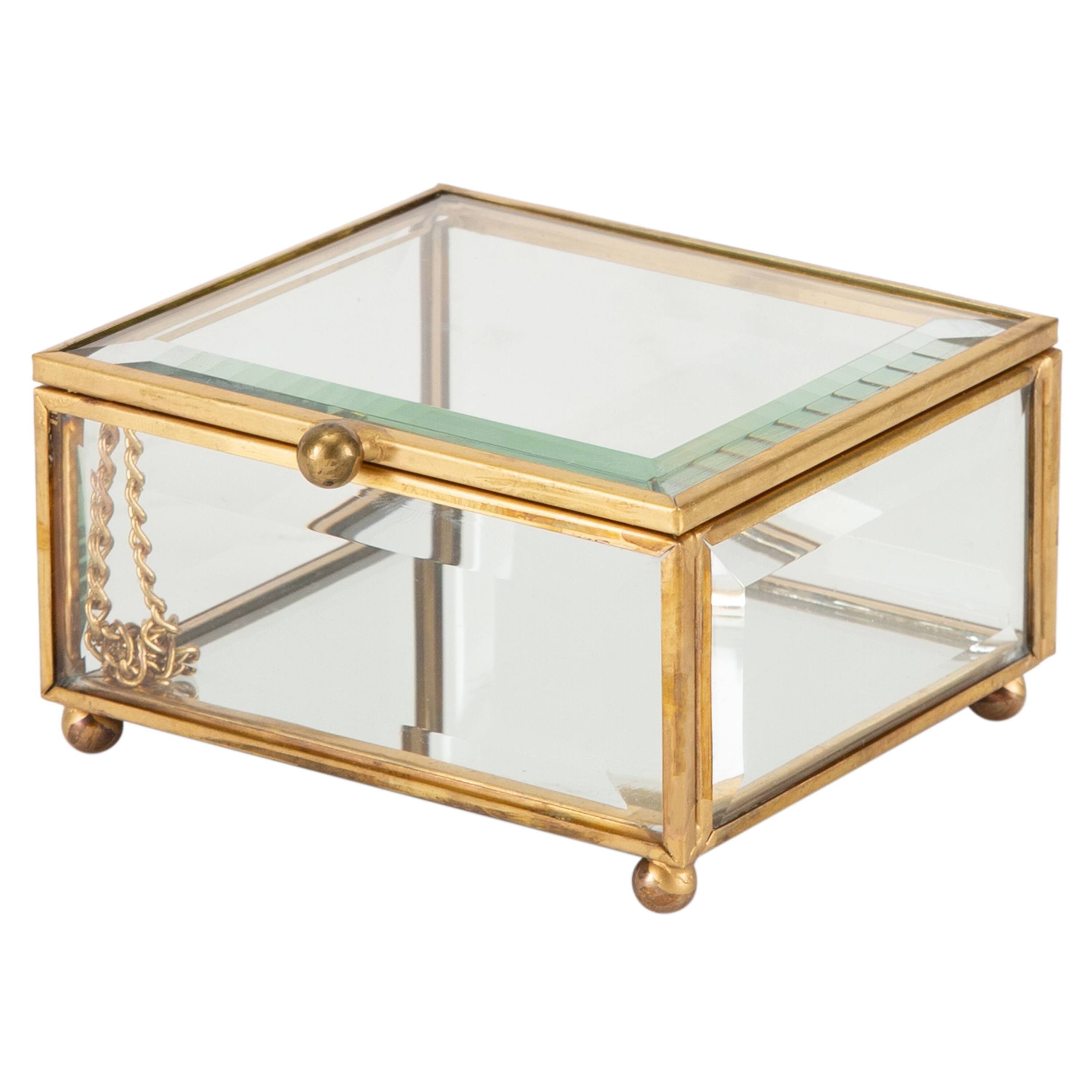 Home Details Vintage Mirrored Bottom Gold Square Keepsake Box