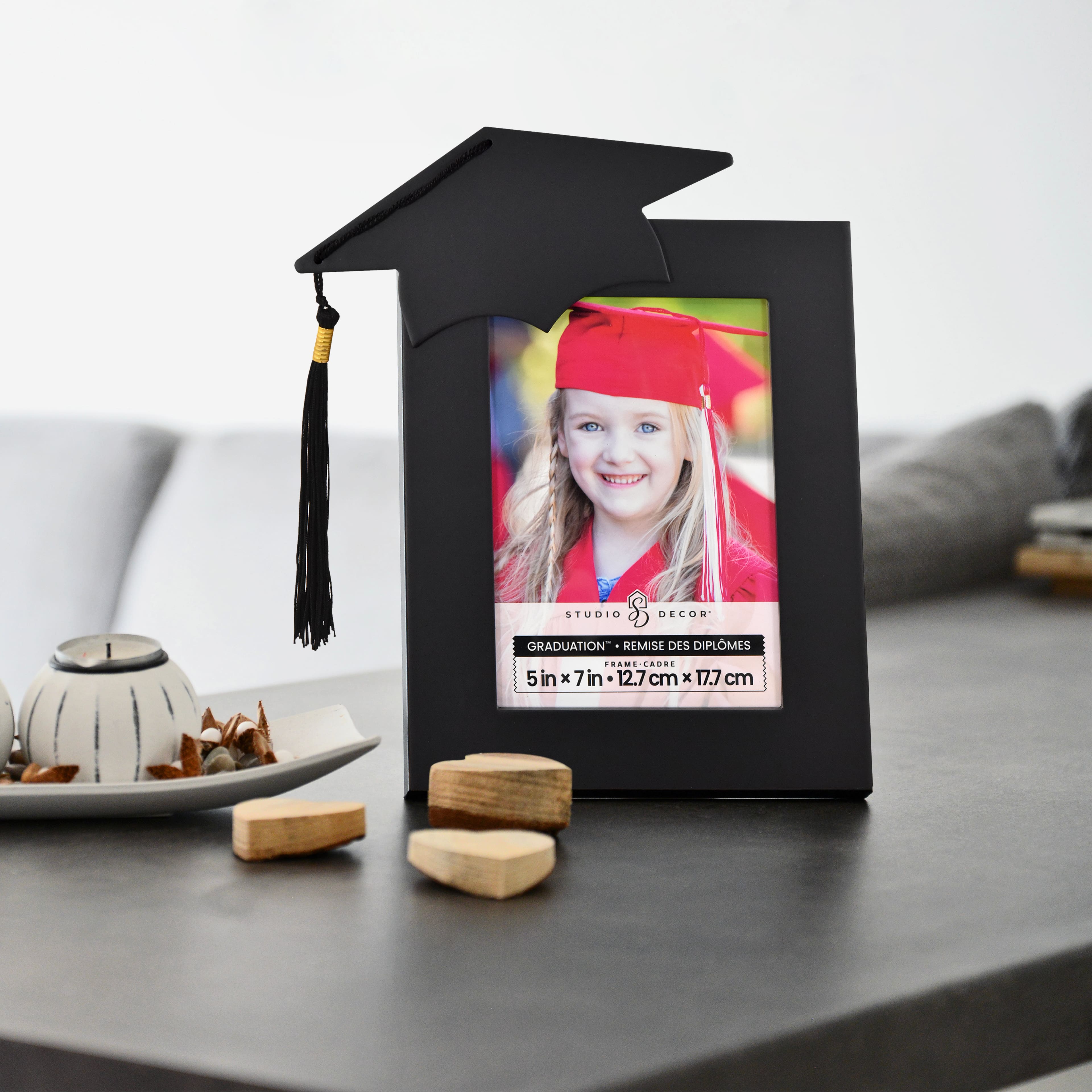 Graduation&#x2122; 5&#x22; x 7&#x22; Black Graduation Cap Frame by Studio D&#xE9;cor&#xAE;