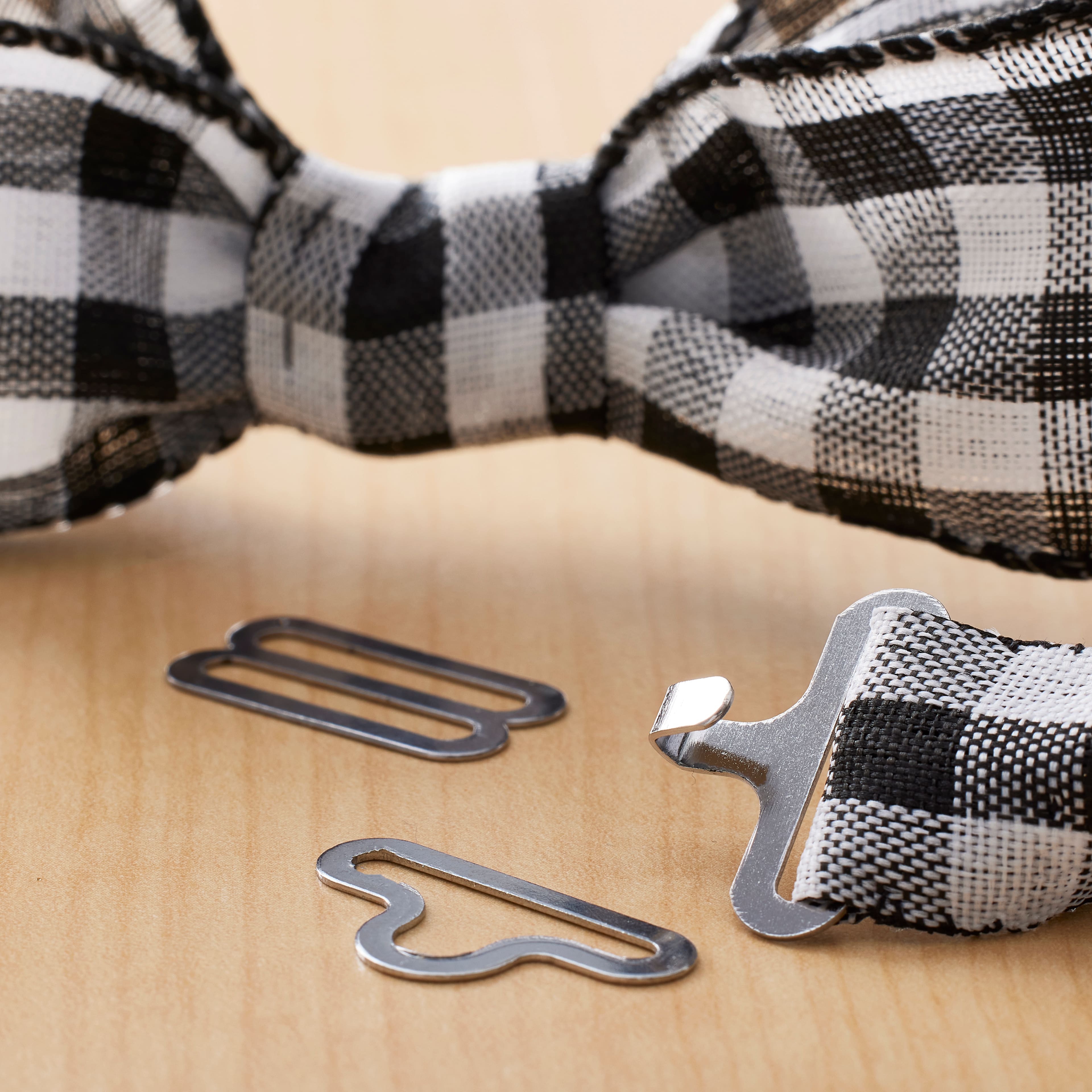 Bow Tie Set By Loops &#x26; Threads&#xAE;