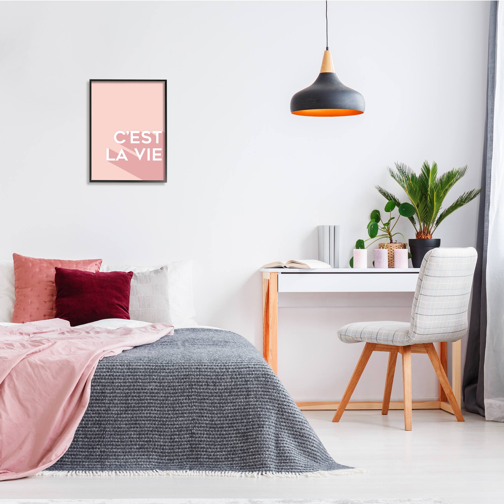 Stupell Industries C&#x27;est La Vie French Phrase Pink Pop Typography Framed Wall Art
