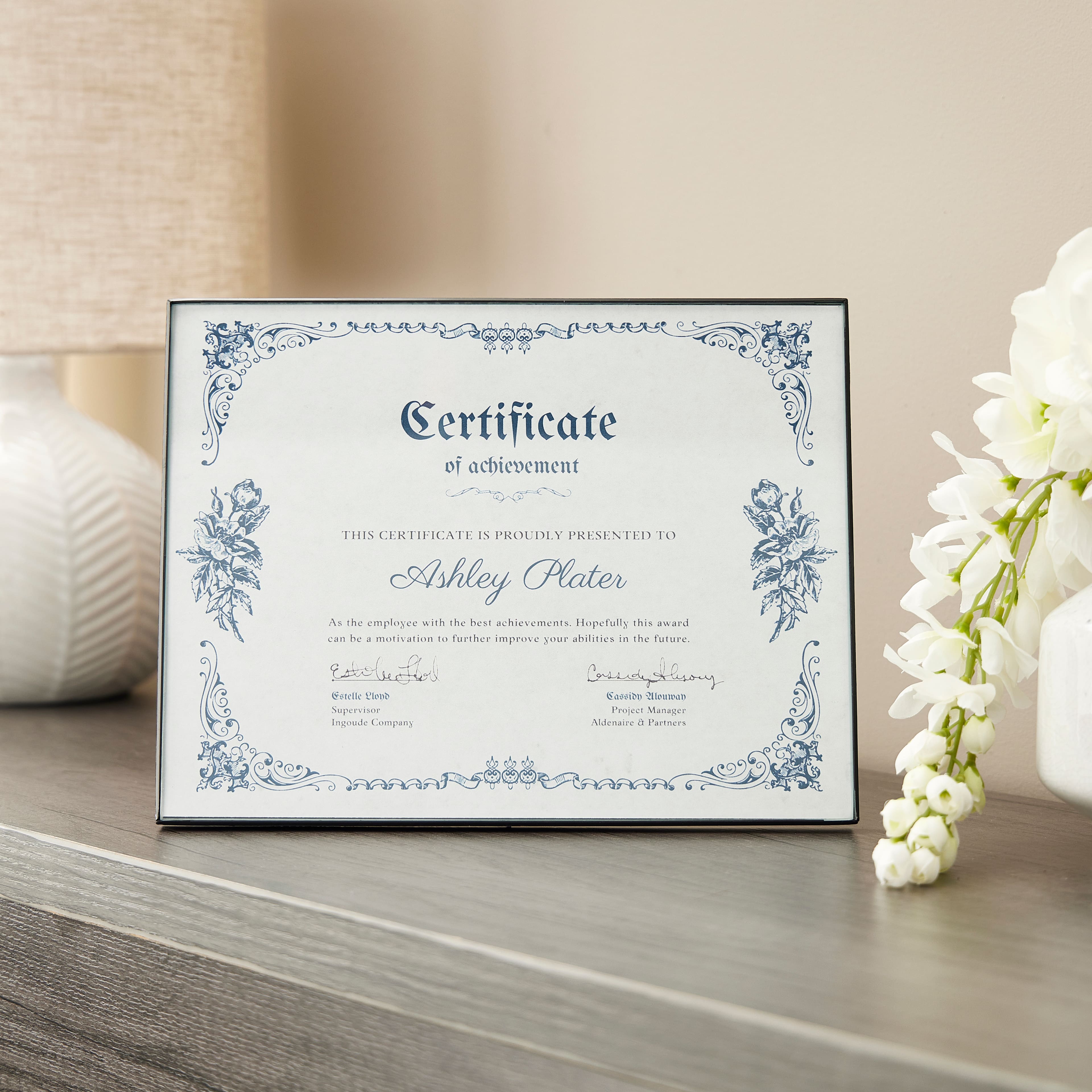 Basics Black Frame by Studio Décor®