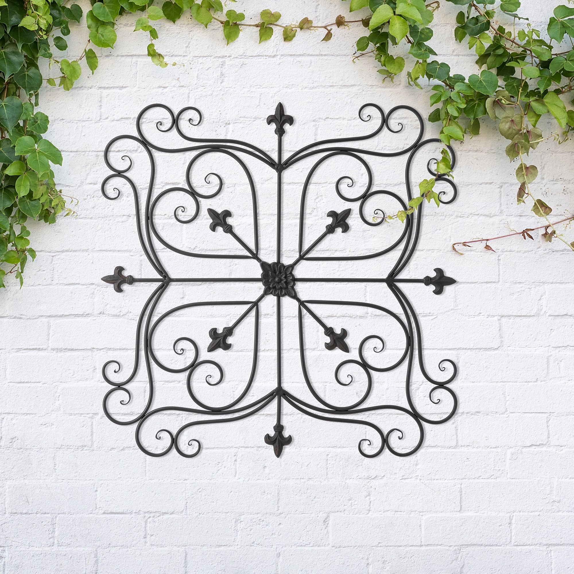 Glitzhome® 23.5" Traditional Iron Scroll Garden Wall Décor