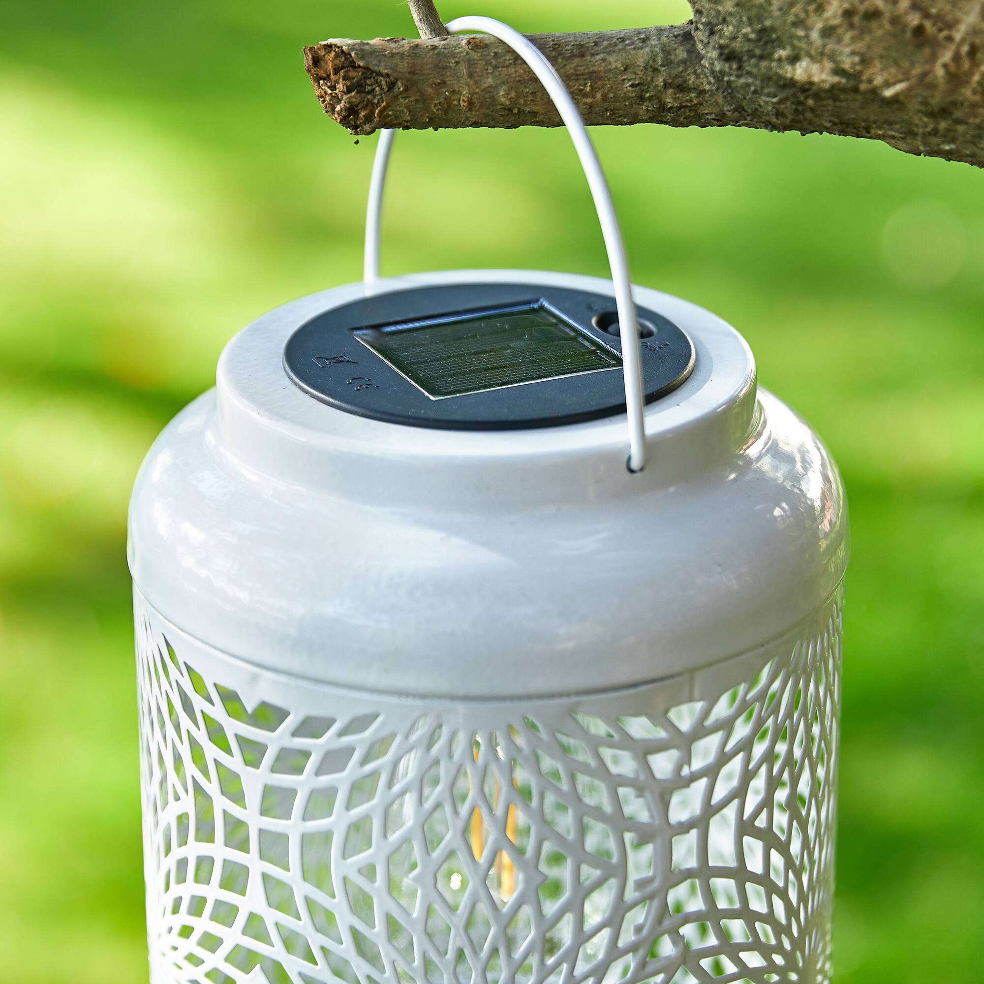 Glitzhome&#xAE; 8.75&#x22; Metal Cutout Solar Powered Hanging Lantern Set