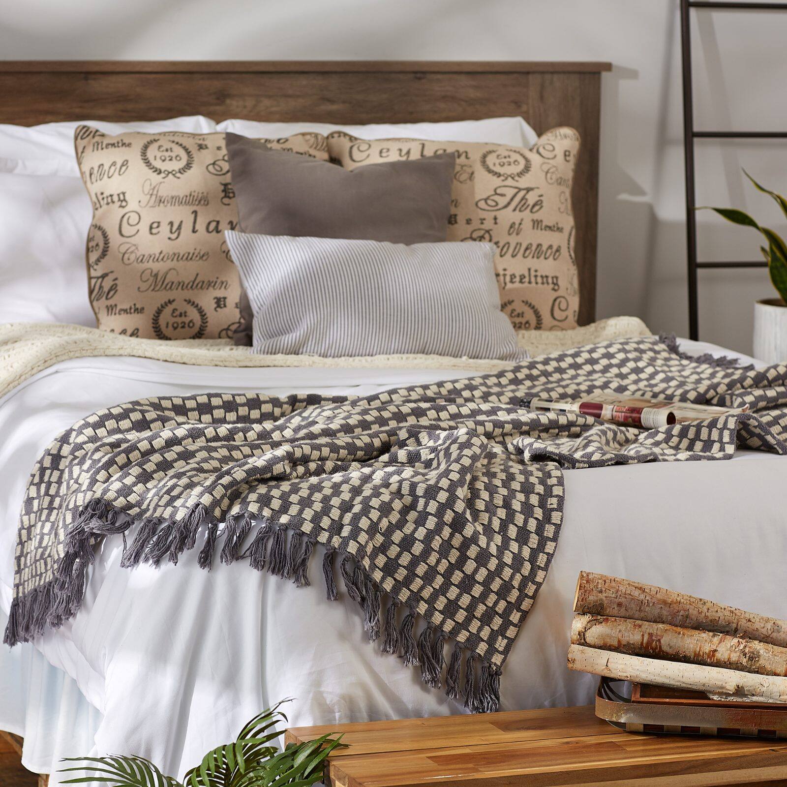 DII® Gray Urban Check Throw