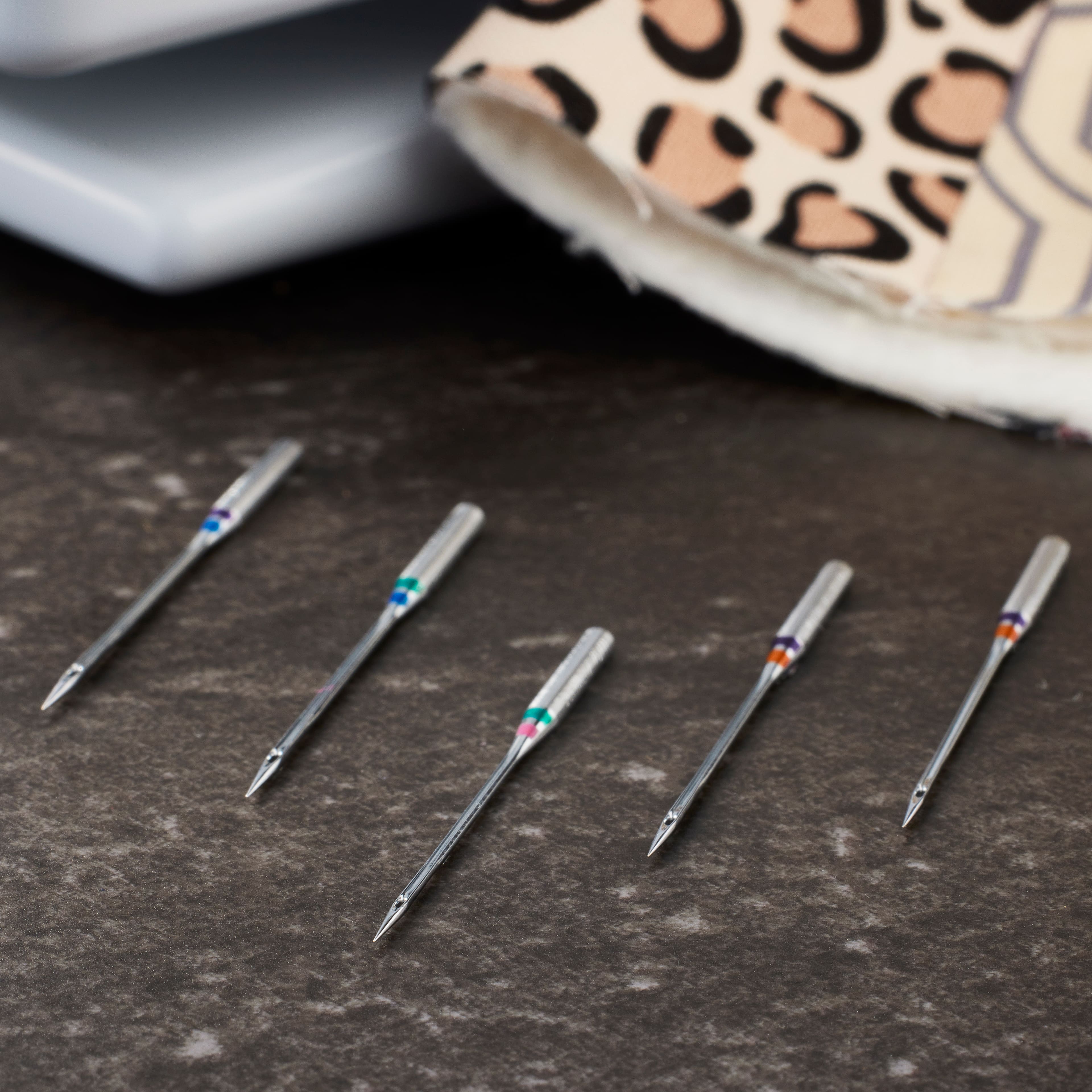 Aiguilles à rapiécer et à piquer de SCHMETZ