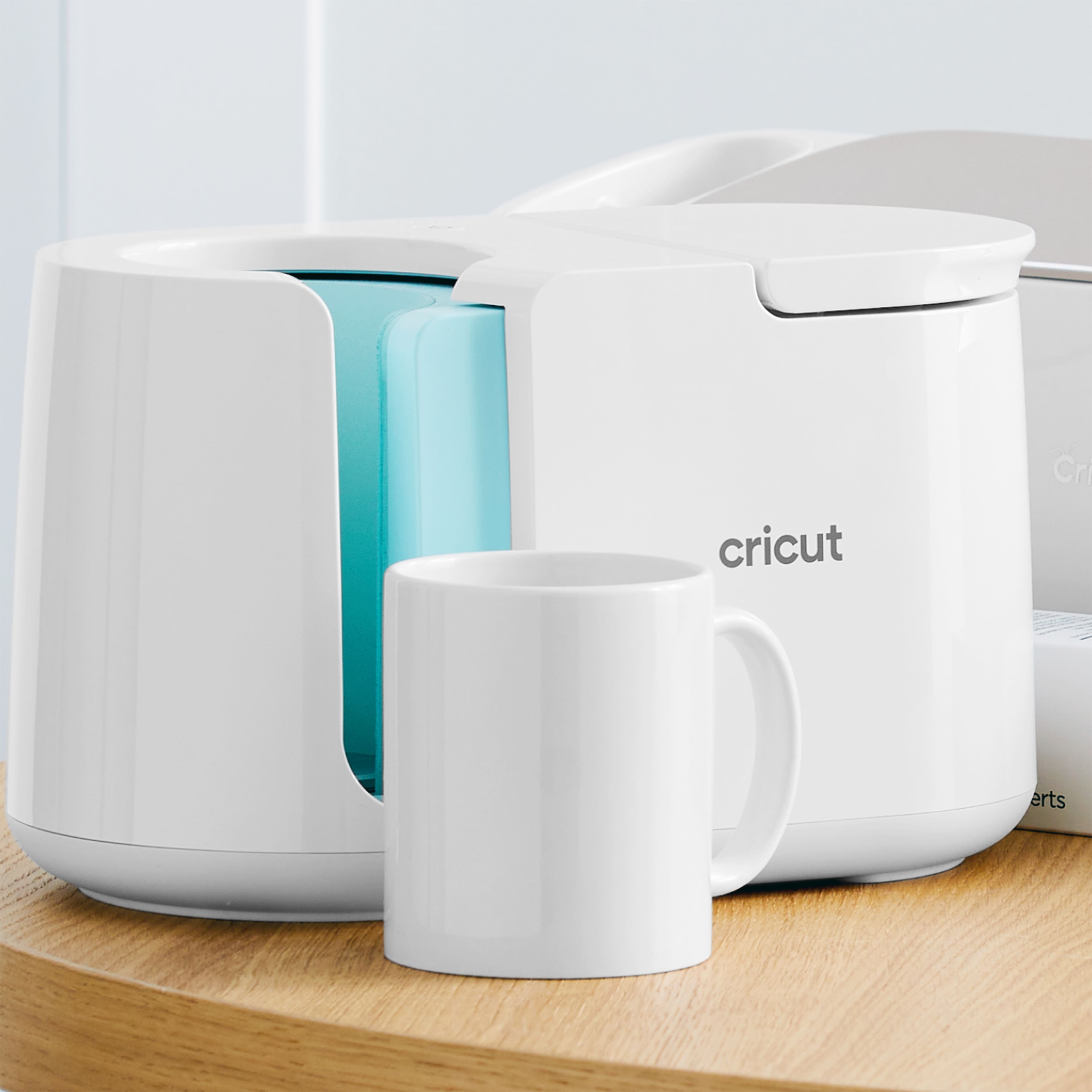 Cricut Mug Press&#x2122; + Mug-Making Kit