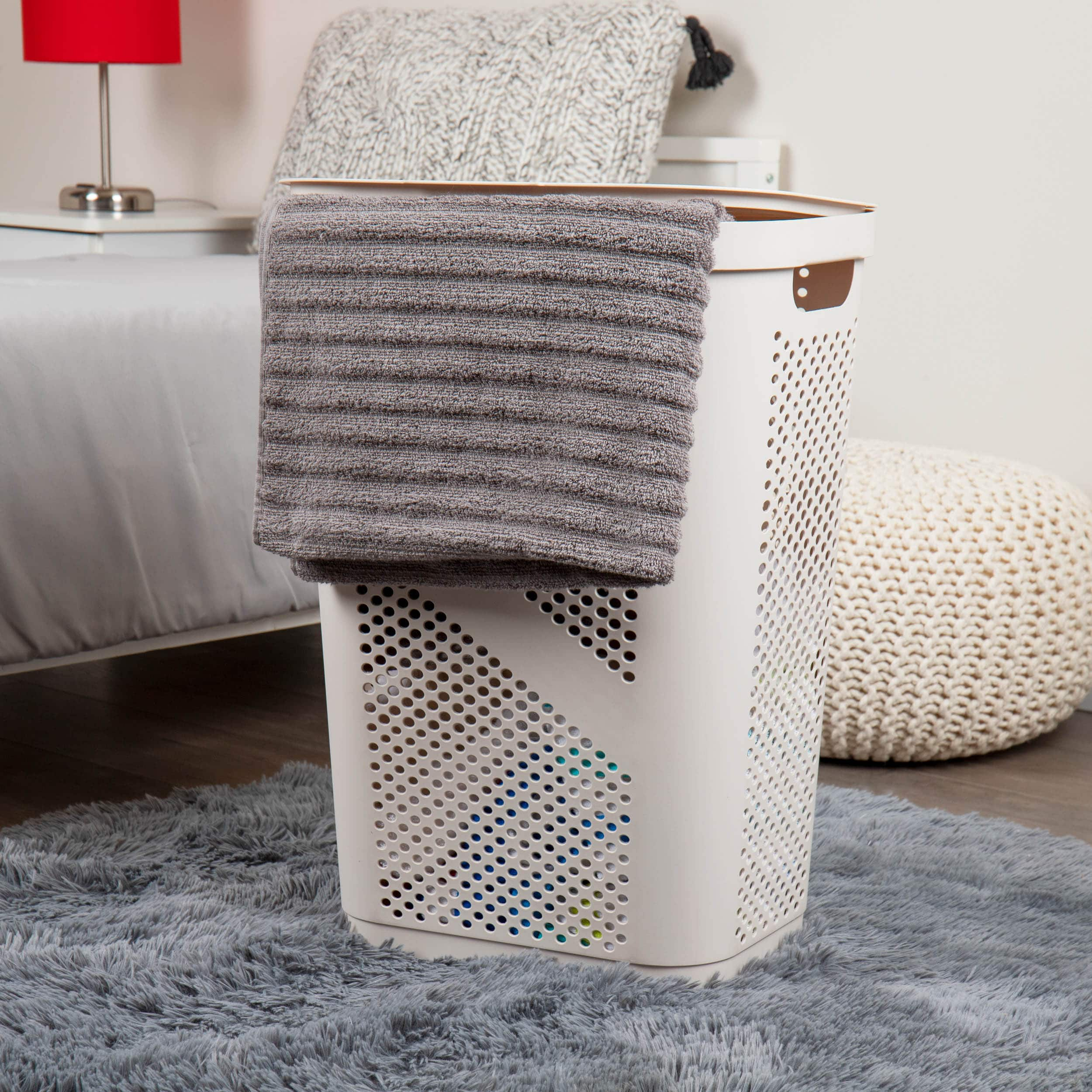 Mind Reader 60 Liter Perforated Plastic Laundry Hamper with Lid, White