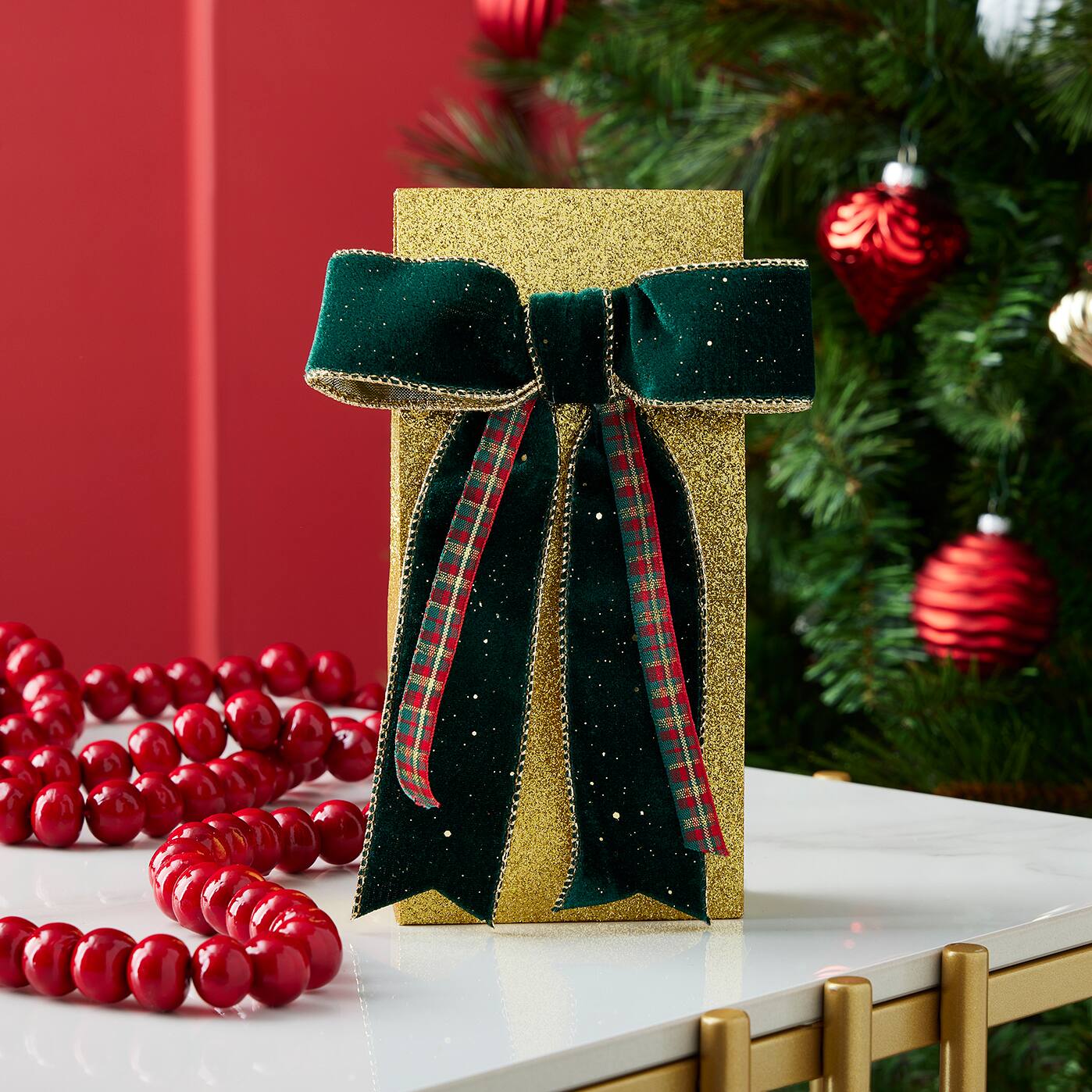 Holiday Bow Gift Packaging