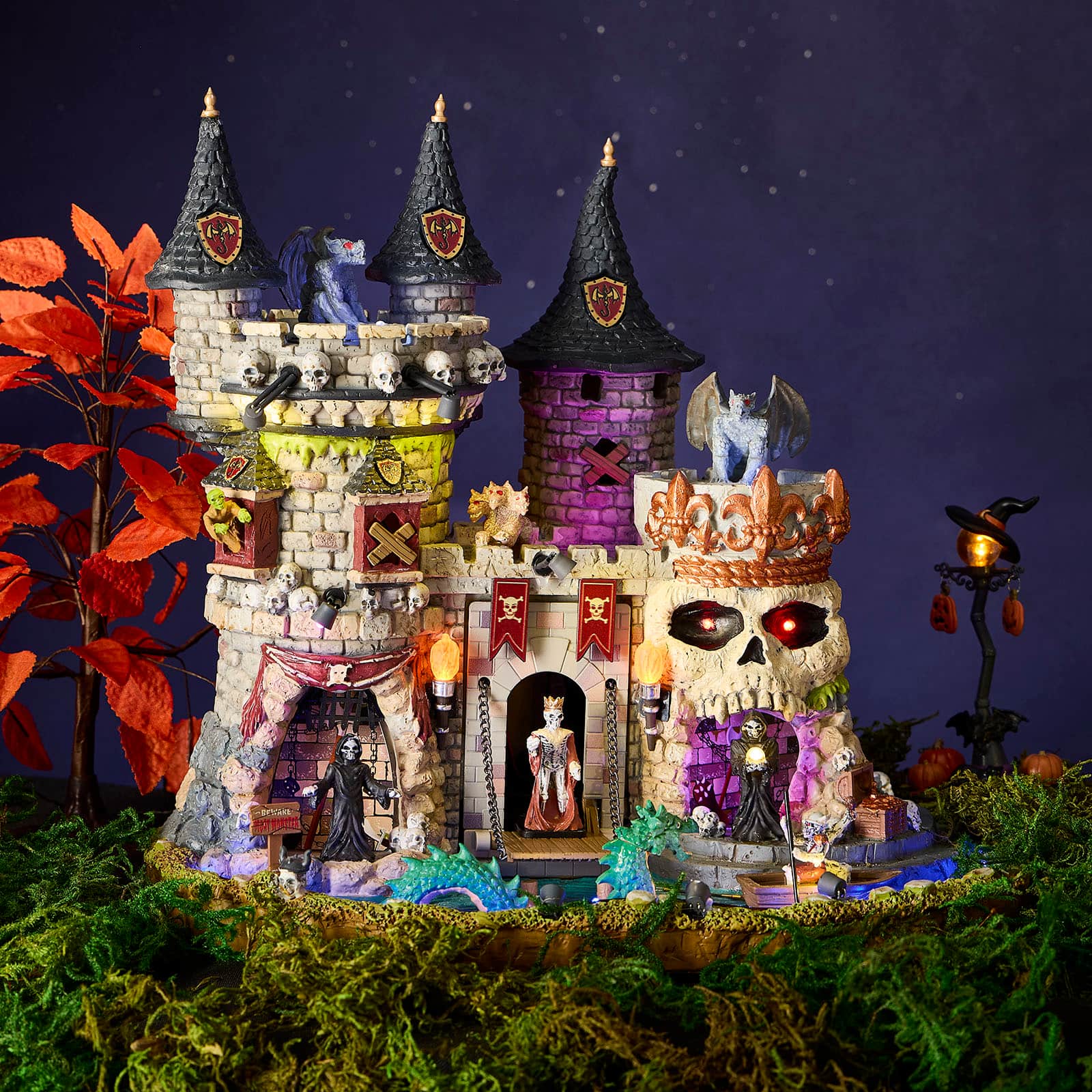 Lemax&#xAE; Spooky Town&#xAE; Medi-Evil Castle