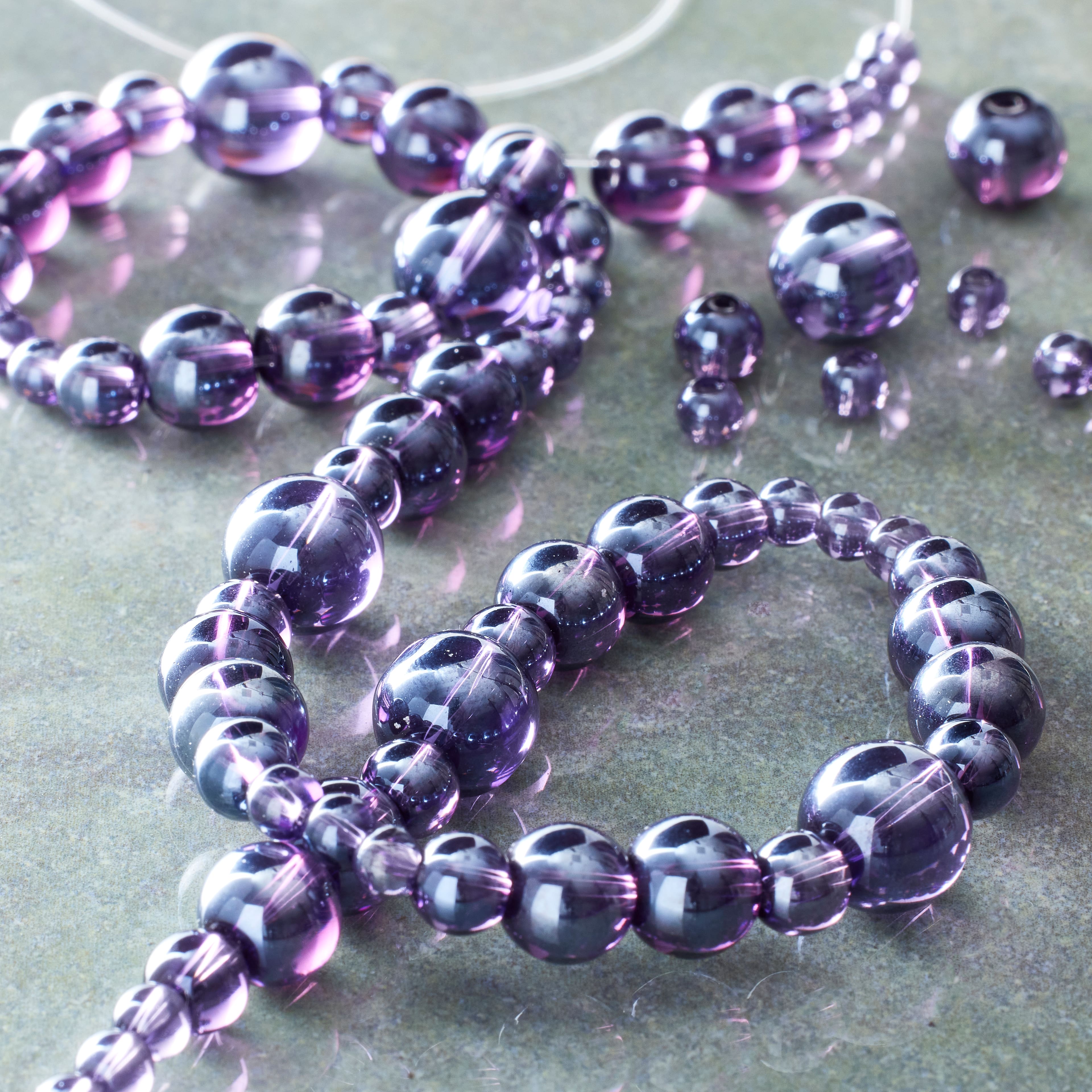 Bead Landing Glass Round Beads - Purple - each