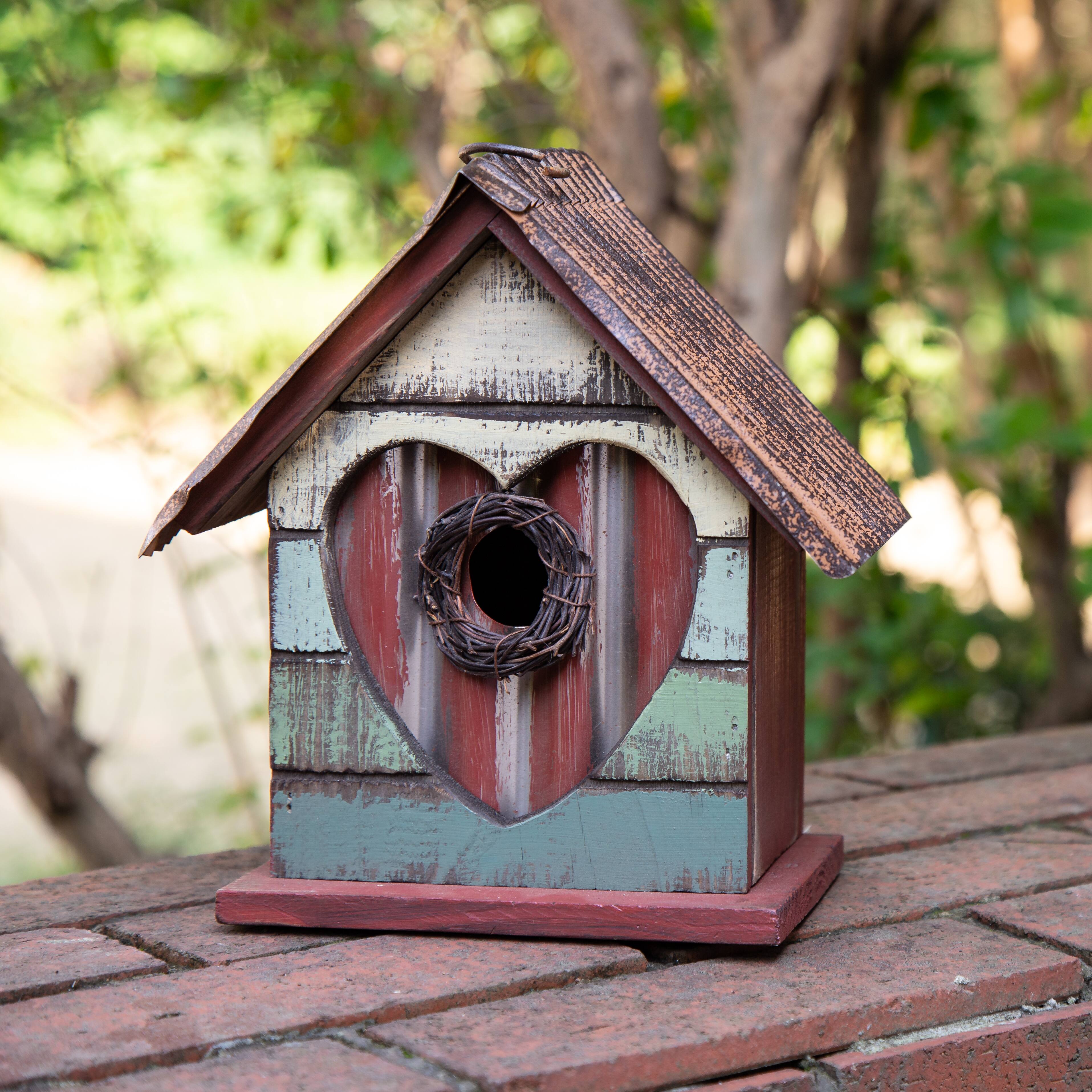Glitzhome® Distressed Wood Heart Garden Bird House