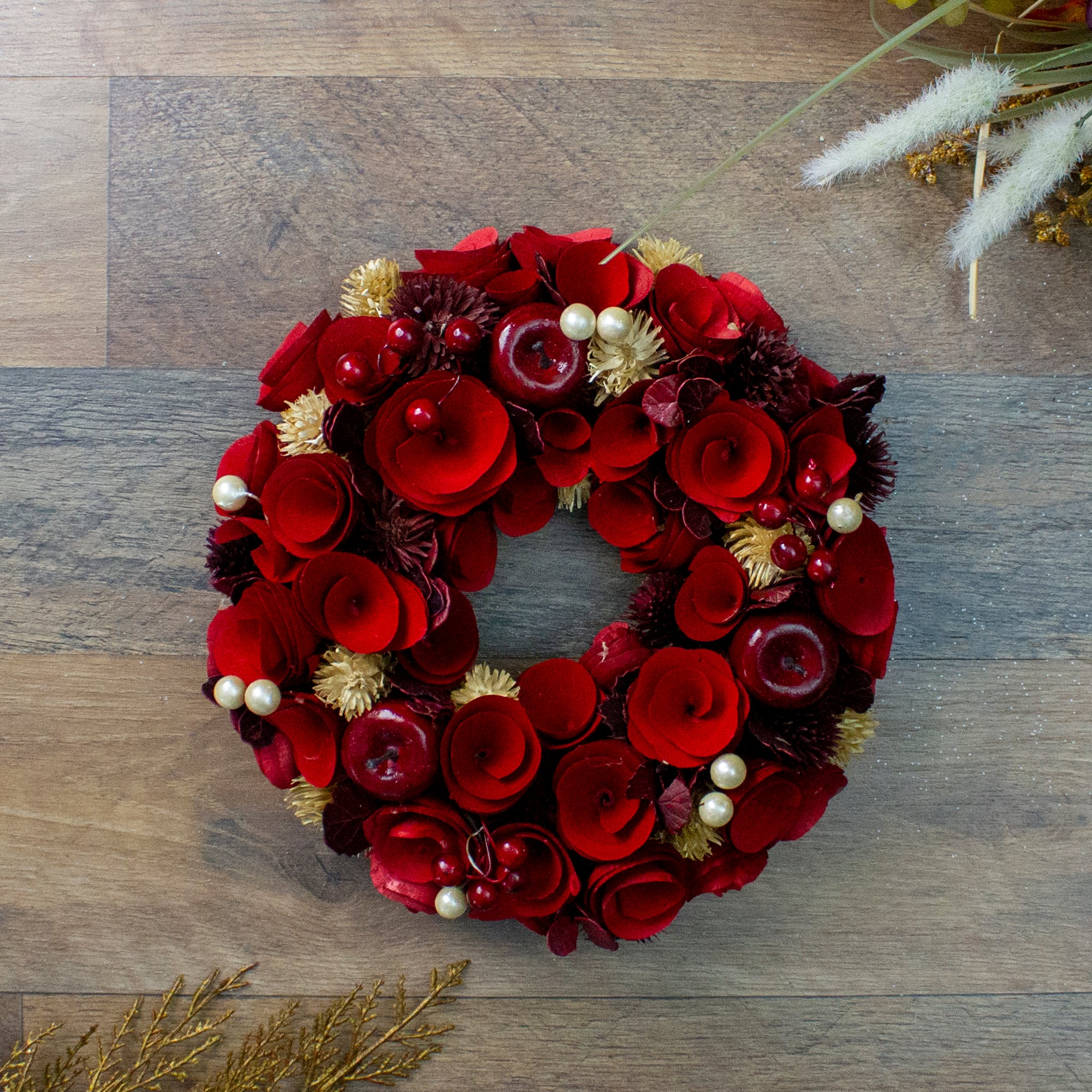 12&#x22; Unlit Red Wooden Rose Apple &#x26; Faux Pearl Artificial Valentines Wreath