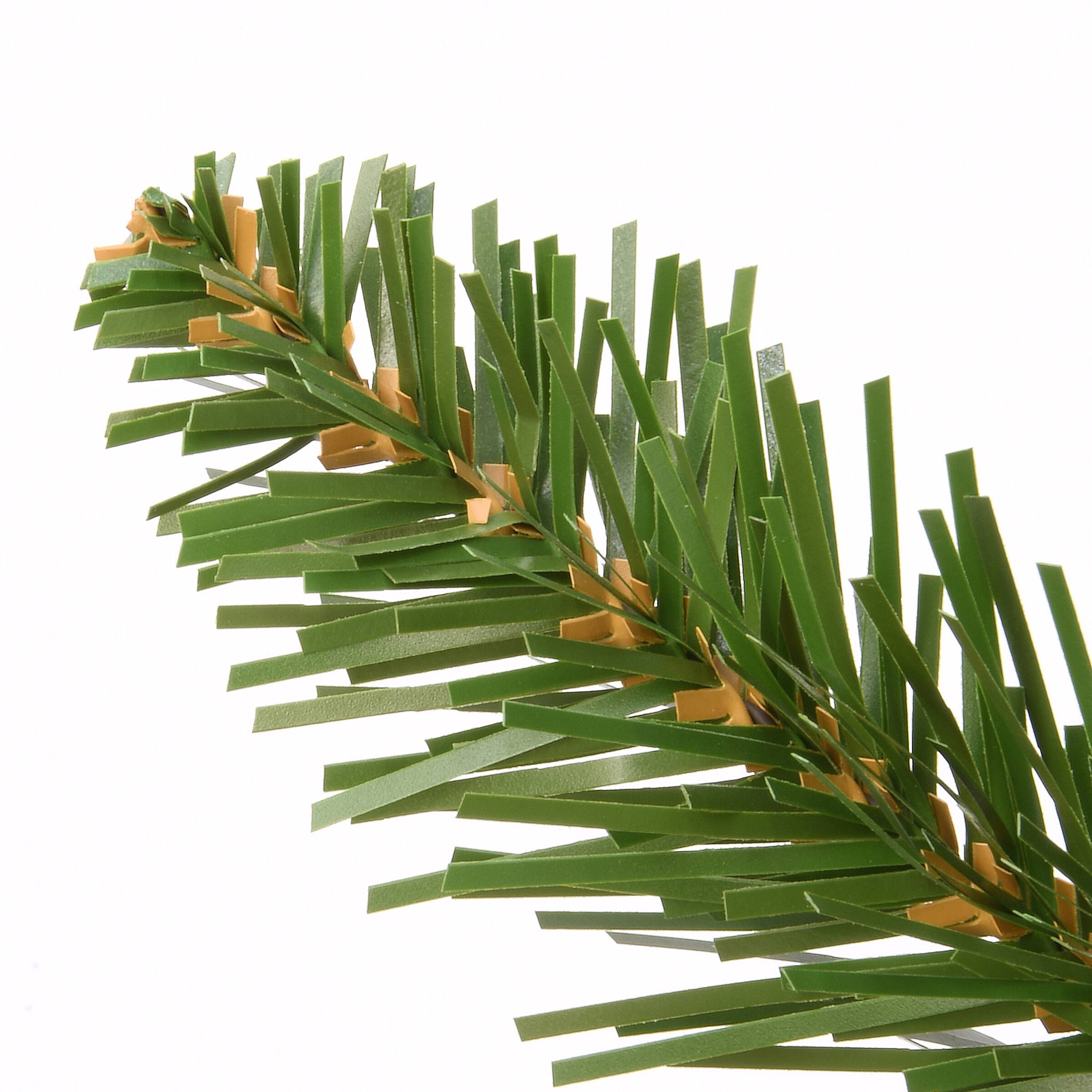 7.5ft. Unlit Peyton Spruce Artificial Christmas Tree