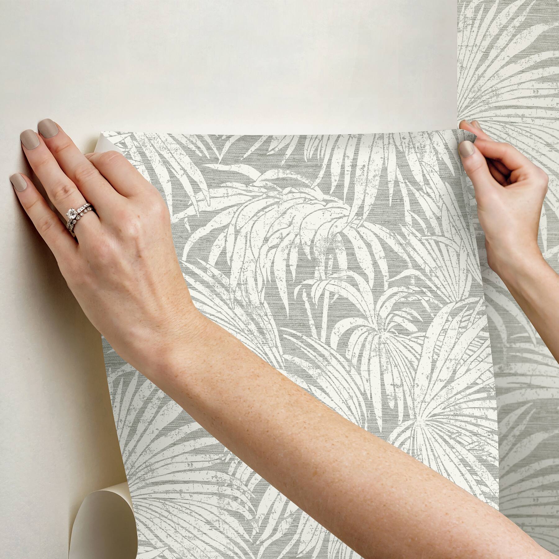 NuWallpaper Egypt Sherrod Neutral Cassava Palm Peel &#x26; Stick Wallpaper