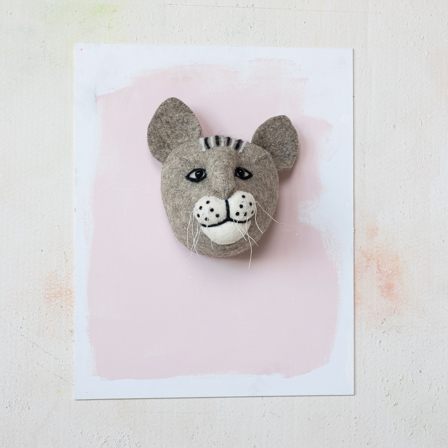 Gray 8.5&#x22; Handmade Wool Felt Cat Head Wall Hanging