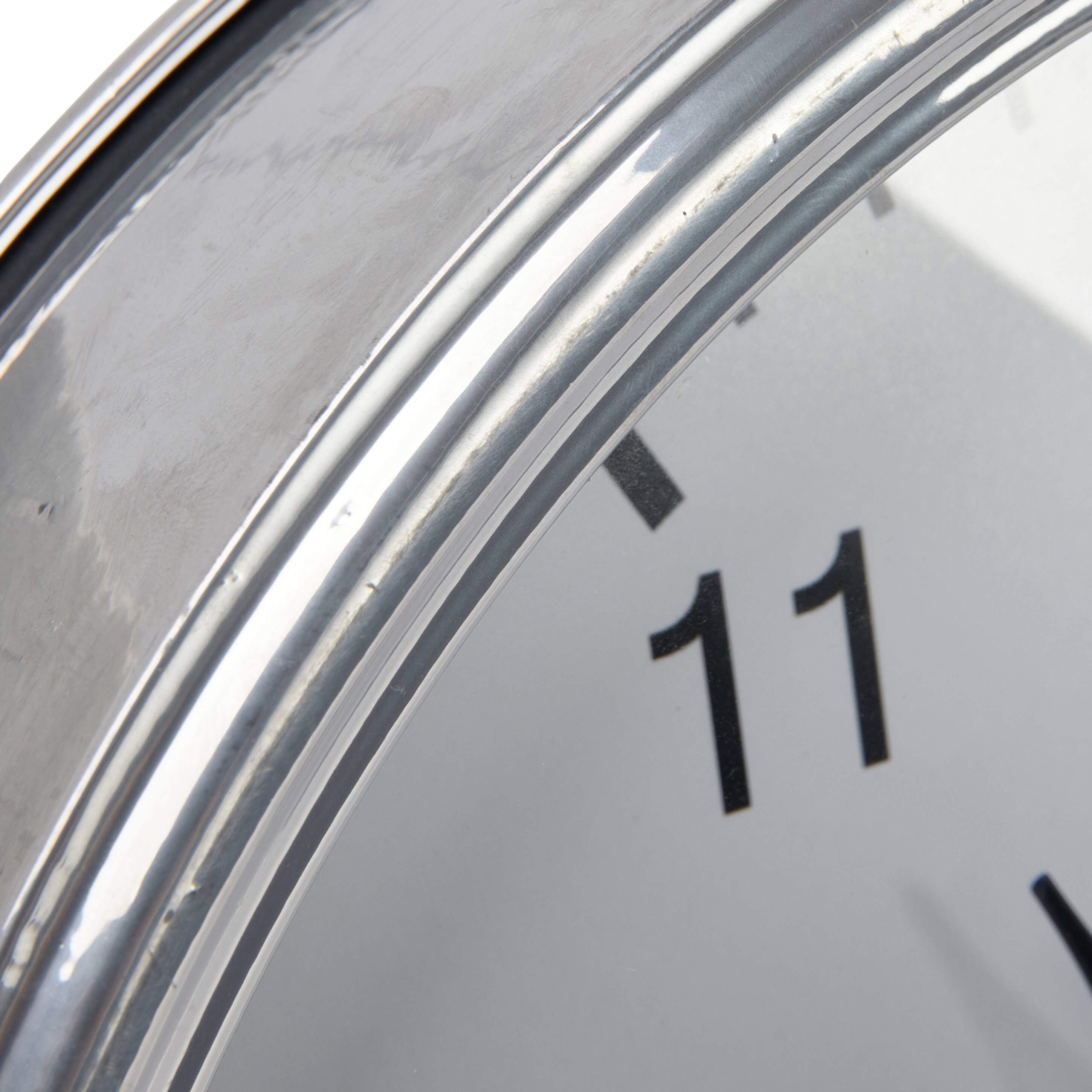 Hello Honey® 14" Antique Nickel Finish Classic Round Metal Wall Clock