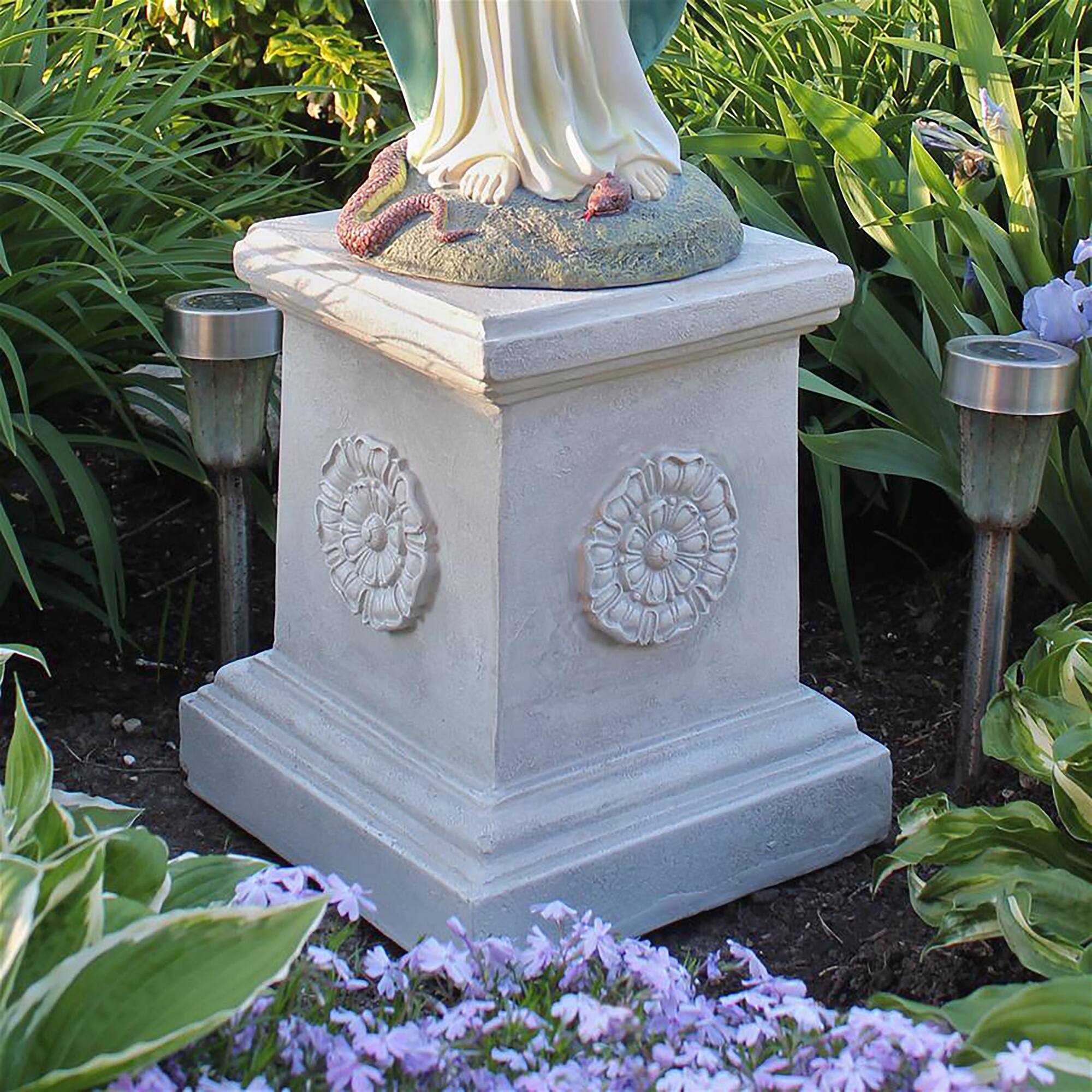 Design Toscano 13&#x22; English Rosette Garden Sculptural Plinth