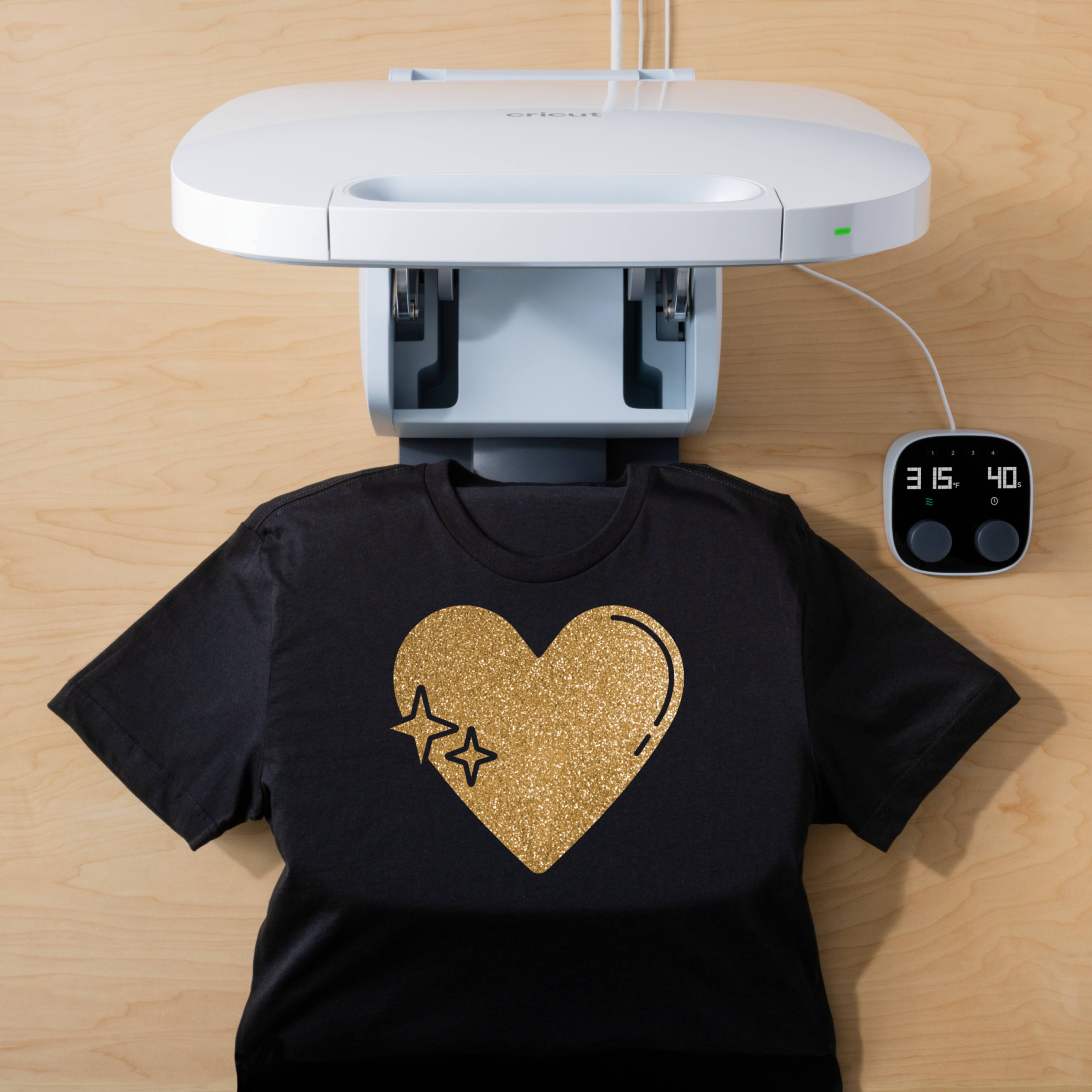 Cricut® Smart Iron-On™ Glitter, 25" x 5ft.