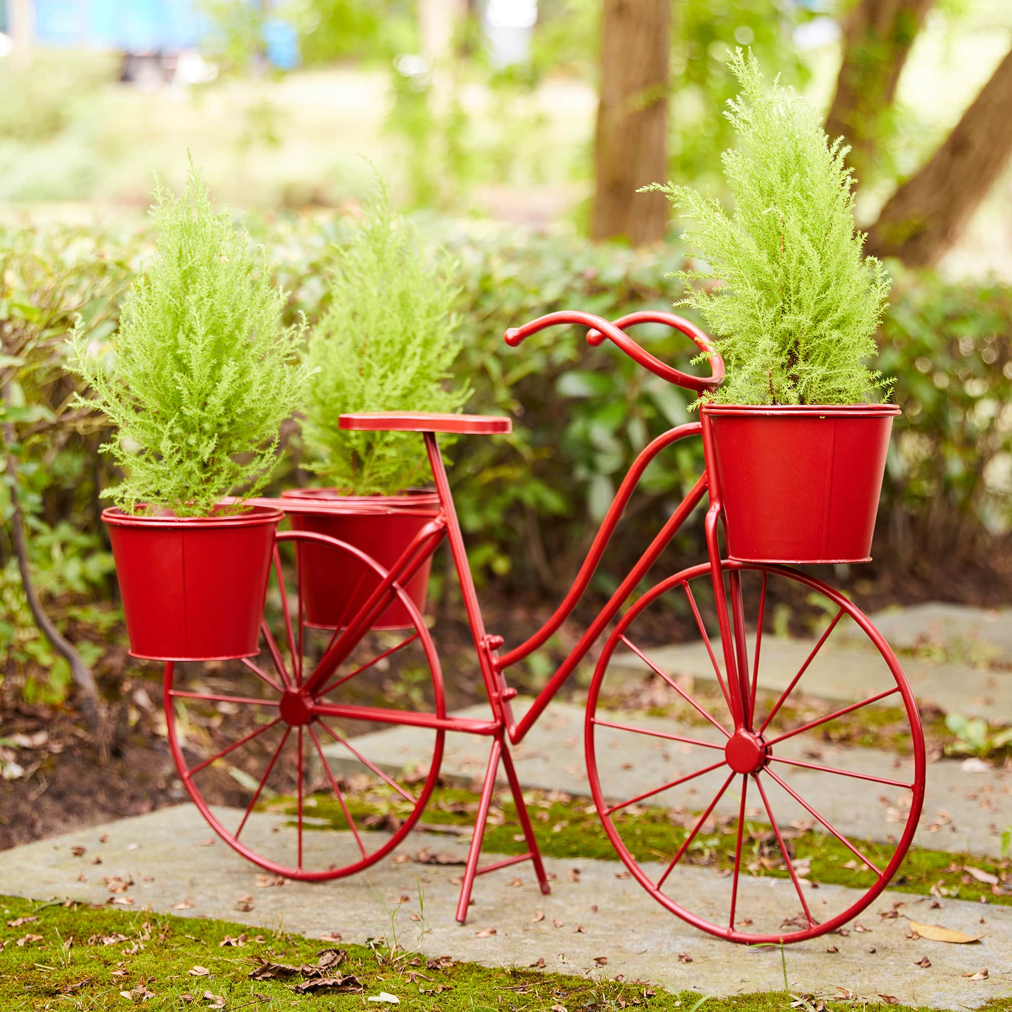 Glitzhome&#xAE; 2.5ft Red Metal Bicycle Plant Stand