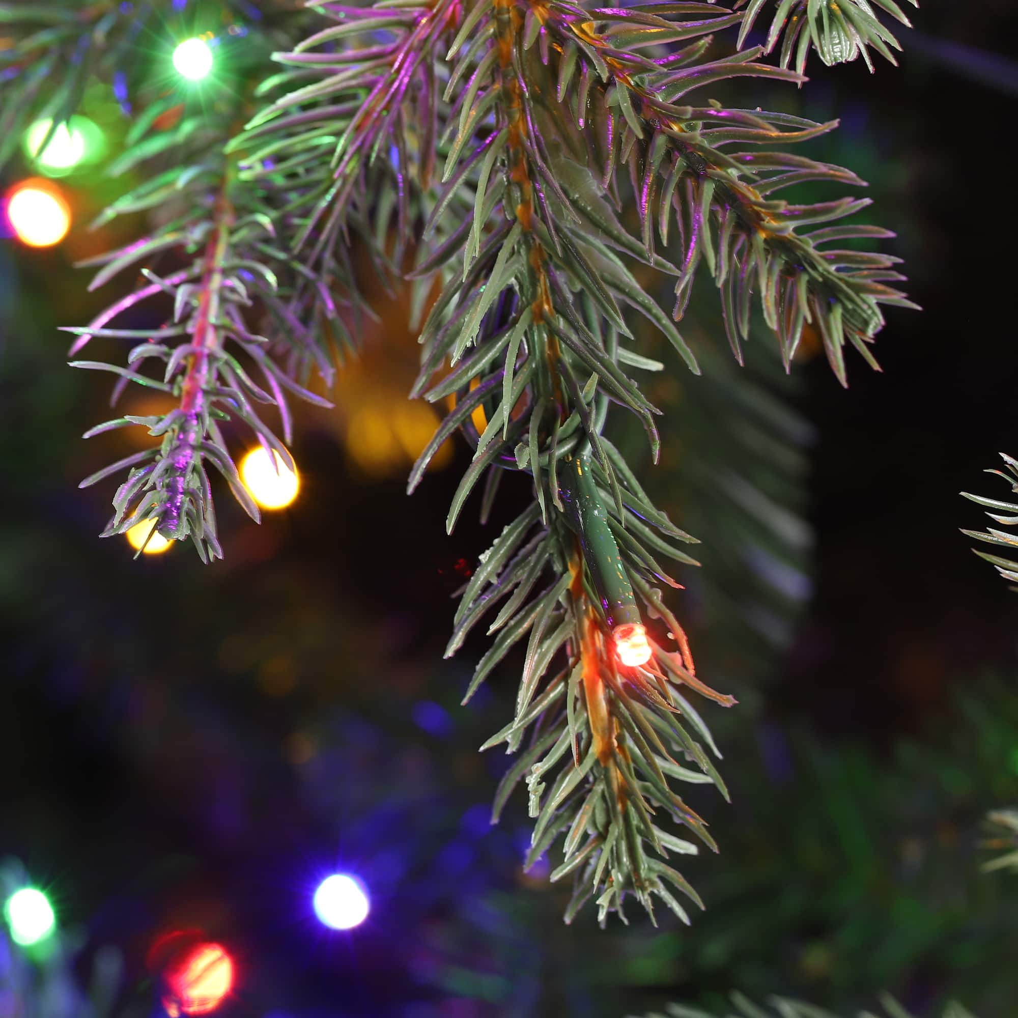 Glitzhome&#xAE; 11ft Pre-Lit Green Full Fir Artificial Christmas Tree, Multicolor LED Lights