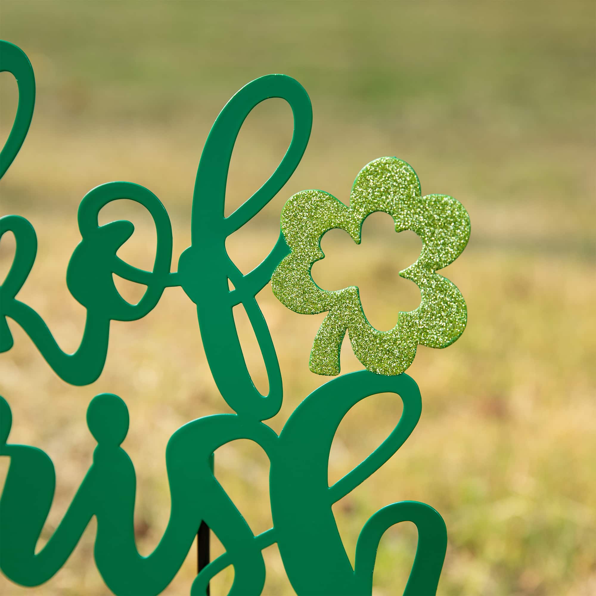 Glitzhome&#xAE; 26&#x22; St. Patrick&#x27;s Metal Leprechaun &#x26; Luck of the Irish Yard Stake Set