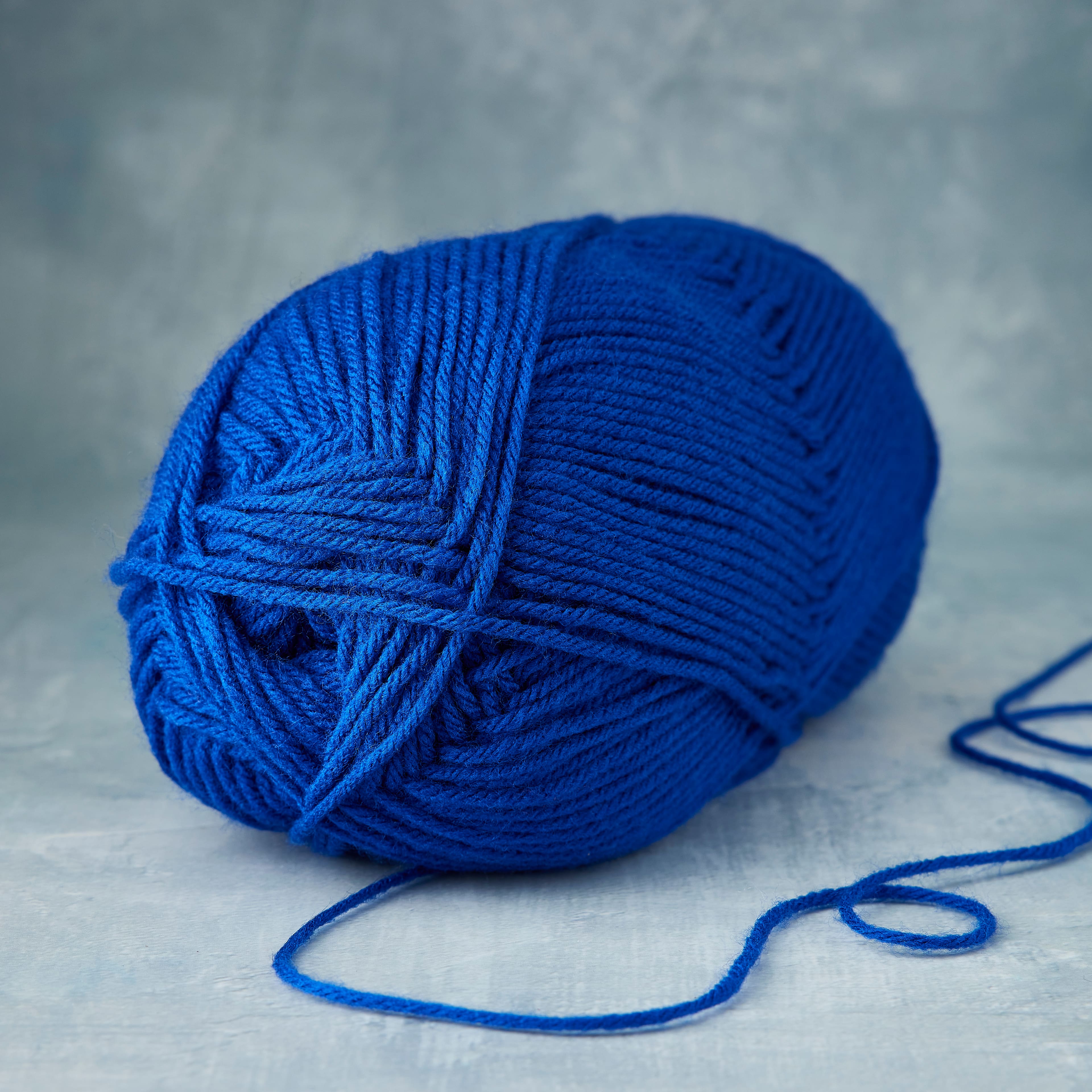18 Pack: Impeccable&#xAE; Solid Yarn by Loops &#x26; Threads&#xAE;