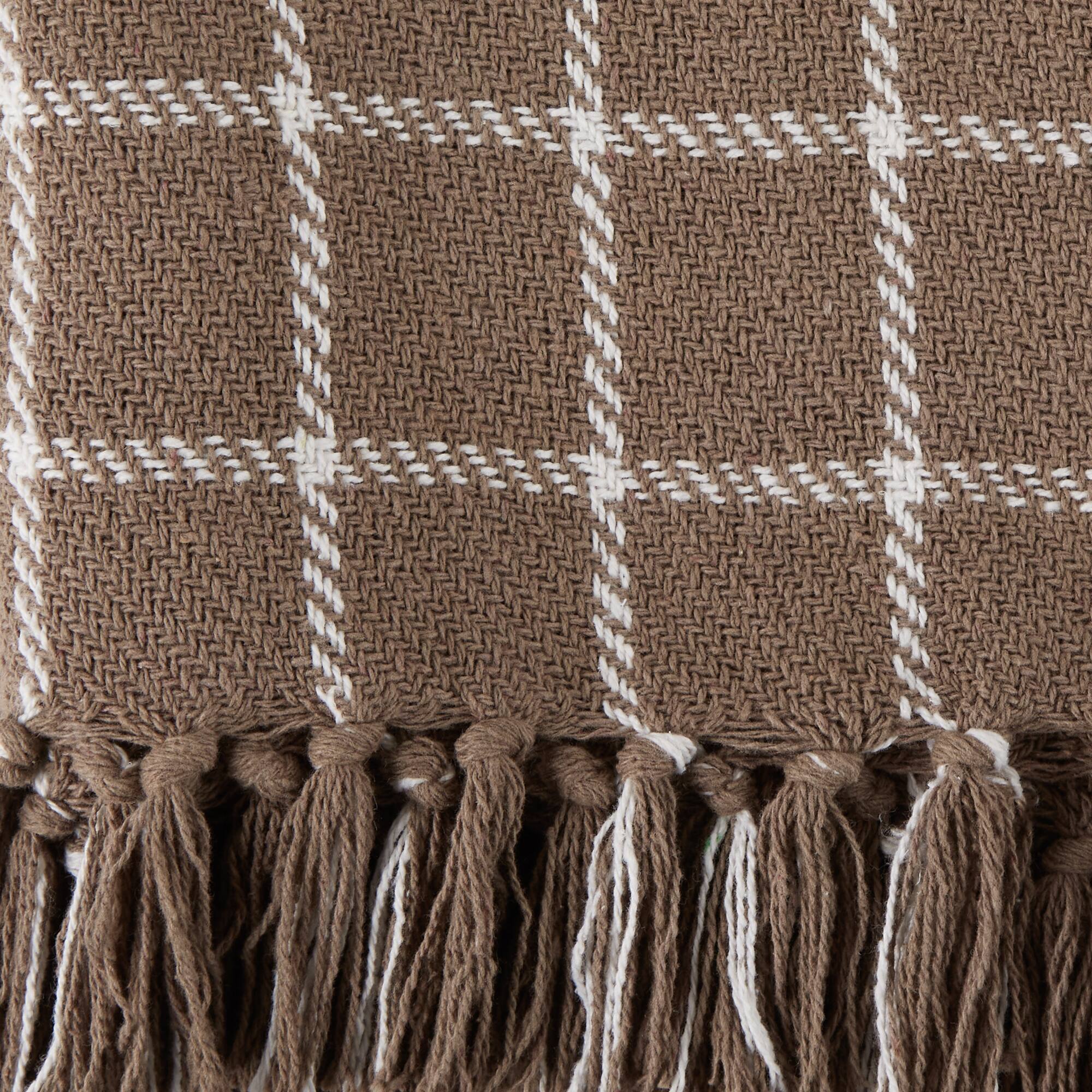 DII&#xAE; Checked Plaid Throw